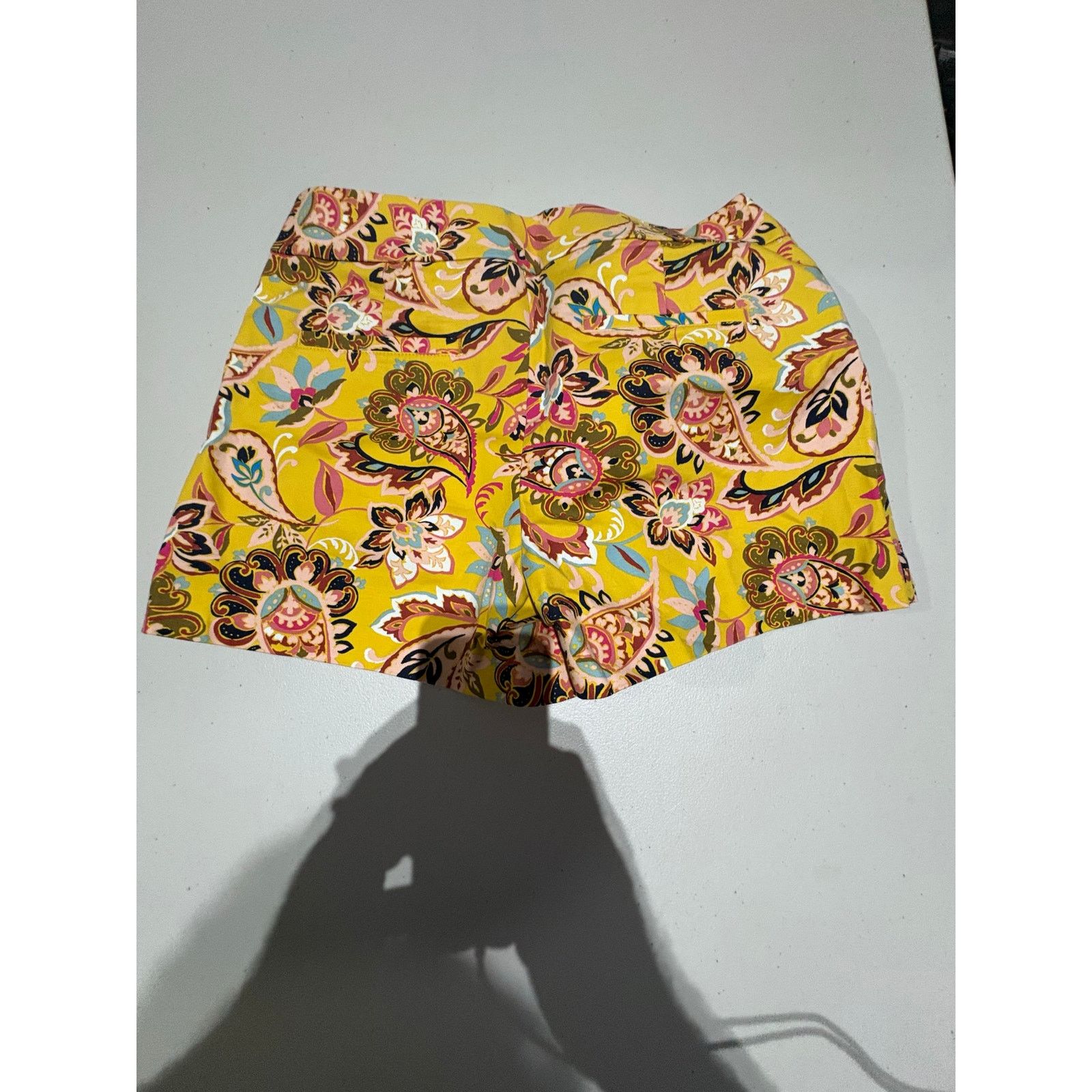 Loft LOFT Riviera Shorts Womens Size 4 Yellow Dress Shorts Size 27" / US 4 / IT 40 - 5 Thumbnail
