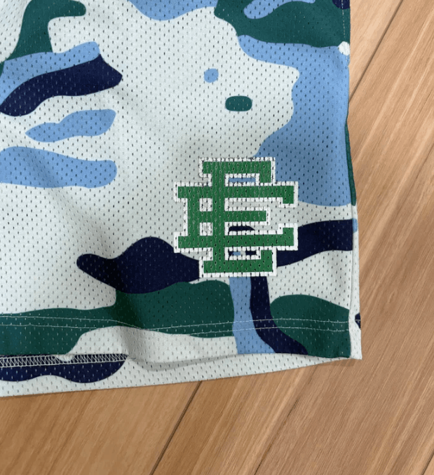 Eric Emanuel SS20 Eric Emanuel EE Basic/Core Short Blue/Green Camo Size M Size US 30 / EU 46 - 4 Thumbnail