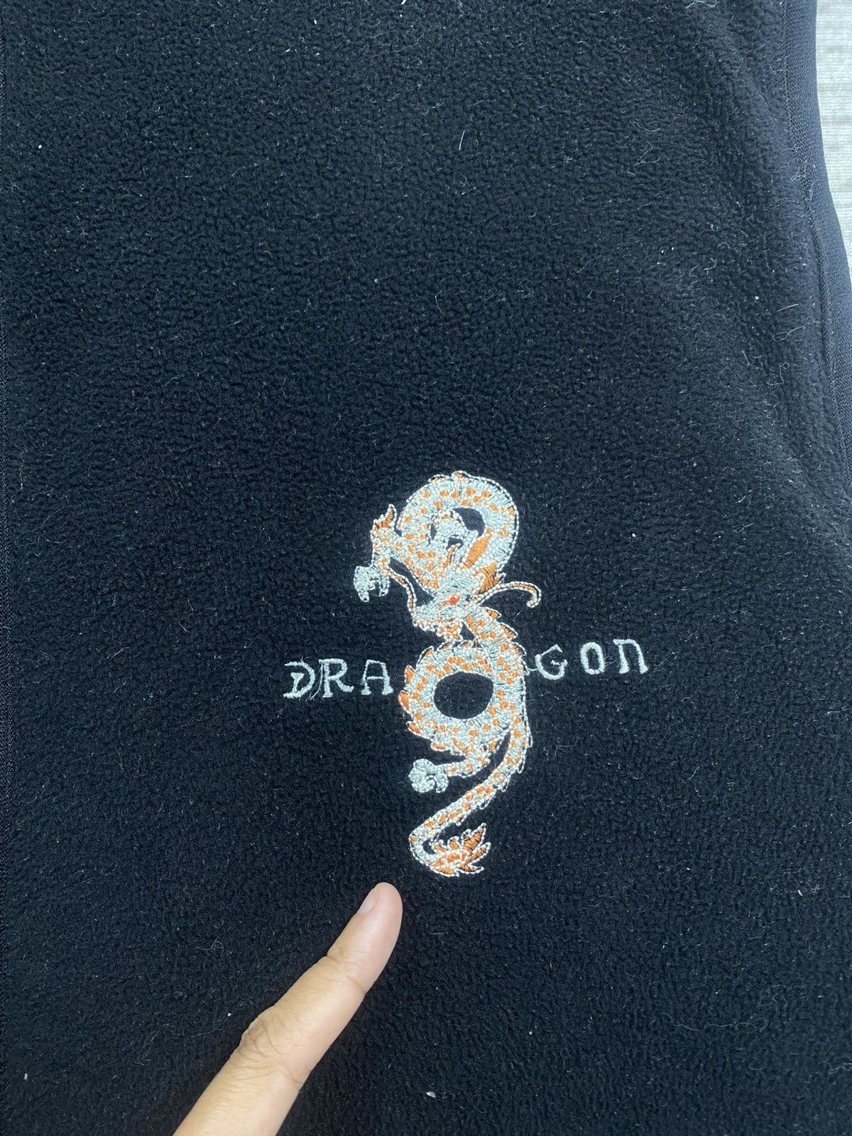 Dragonfly × Japanese Brand × Vintage Vintage Dragon Embroidery Big logo Sherpa Vest Size US M / EU 48-50 / 2 - 5 Thumbnail