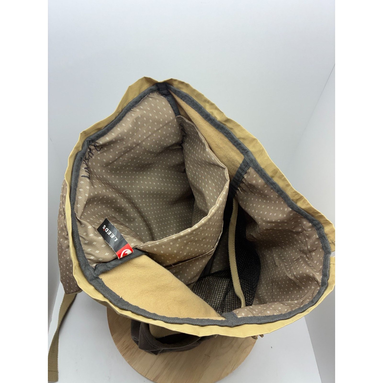 Other Leeds Canvas Laptop Backpack Tan Gray GenSend SEND Relief Size ONE SIZE - 11 Thumbnail
