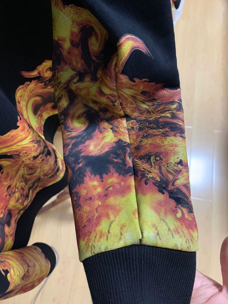 Givenchy Givenchy Flame Hem Hoodie 2506-Nextarrow Size US S / EU 44-46 / 1 - 7 Thumbnail