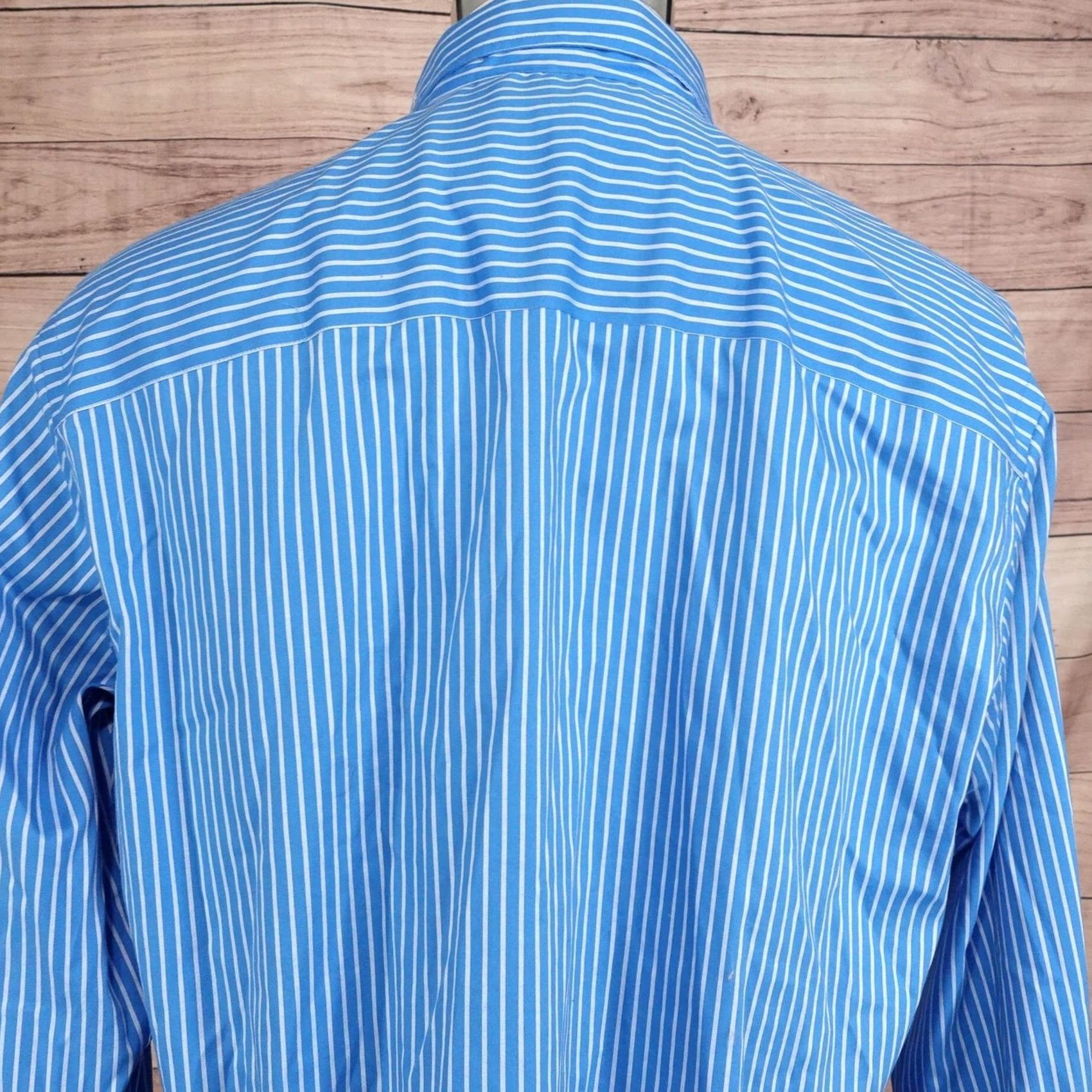 Kenneth Cole Kenneth Cole Reaction Dress Shirt Mens L 16-16.5 36/37 Blue Striped Non-Iron Regular Fit Button-Down Collar Shirt Size 42R - 5 Thumbnail