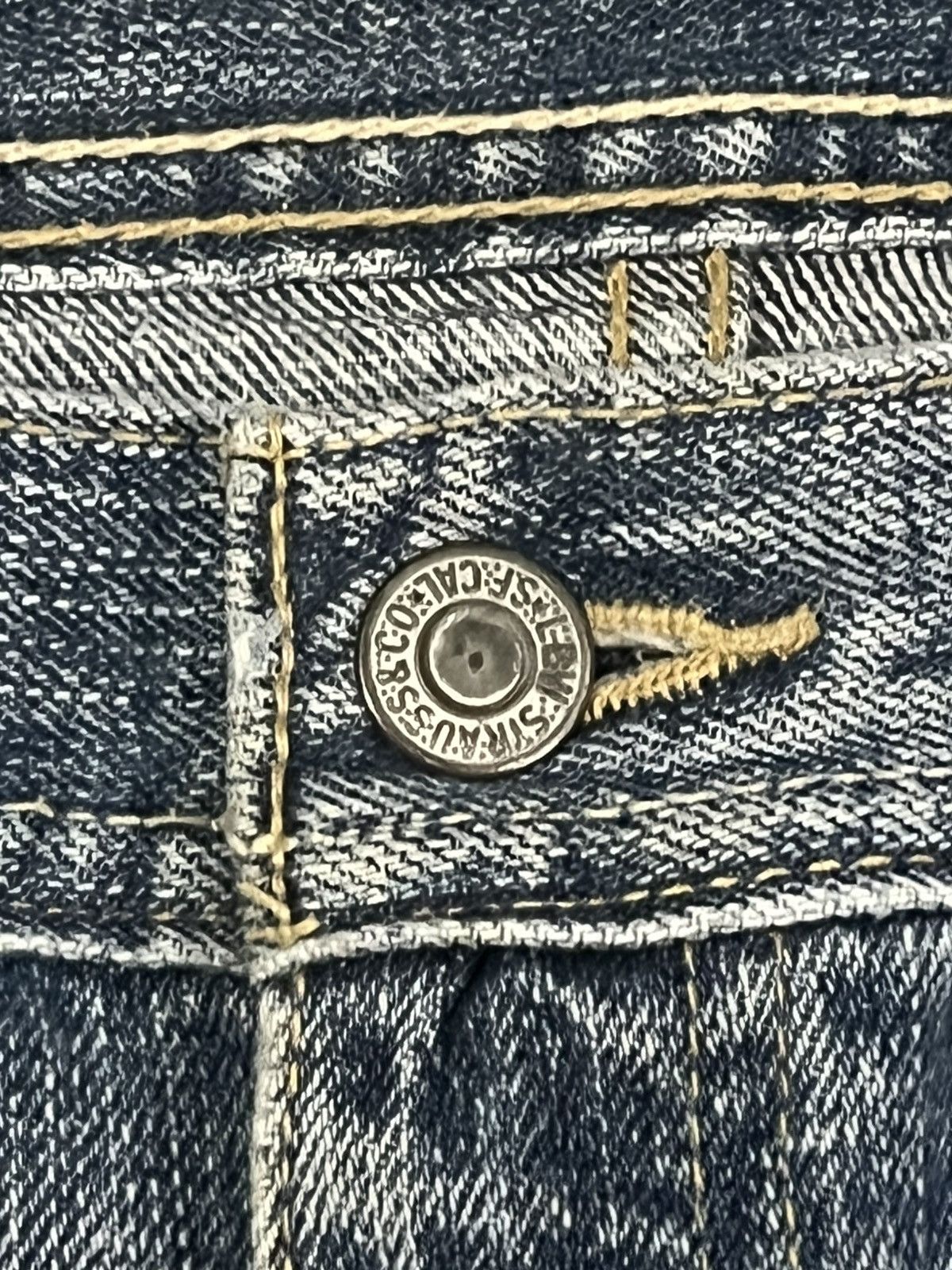 Levi's Vintage Y2K Levi’s Blue Washed Distressed Flare Jeans Size US 31 - 5 Thumbnail