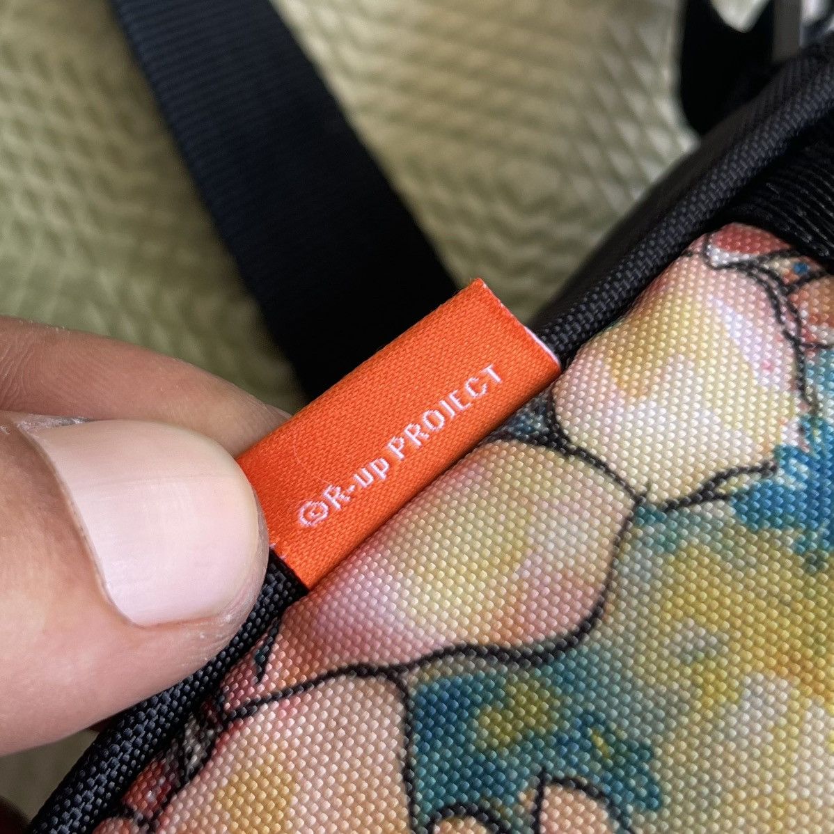 Designer ❗️RARE Goldfish Kiss by Rebekah Steen Sling Bag/Crossbody Size ONE SIZE - 5 Thumbnail