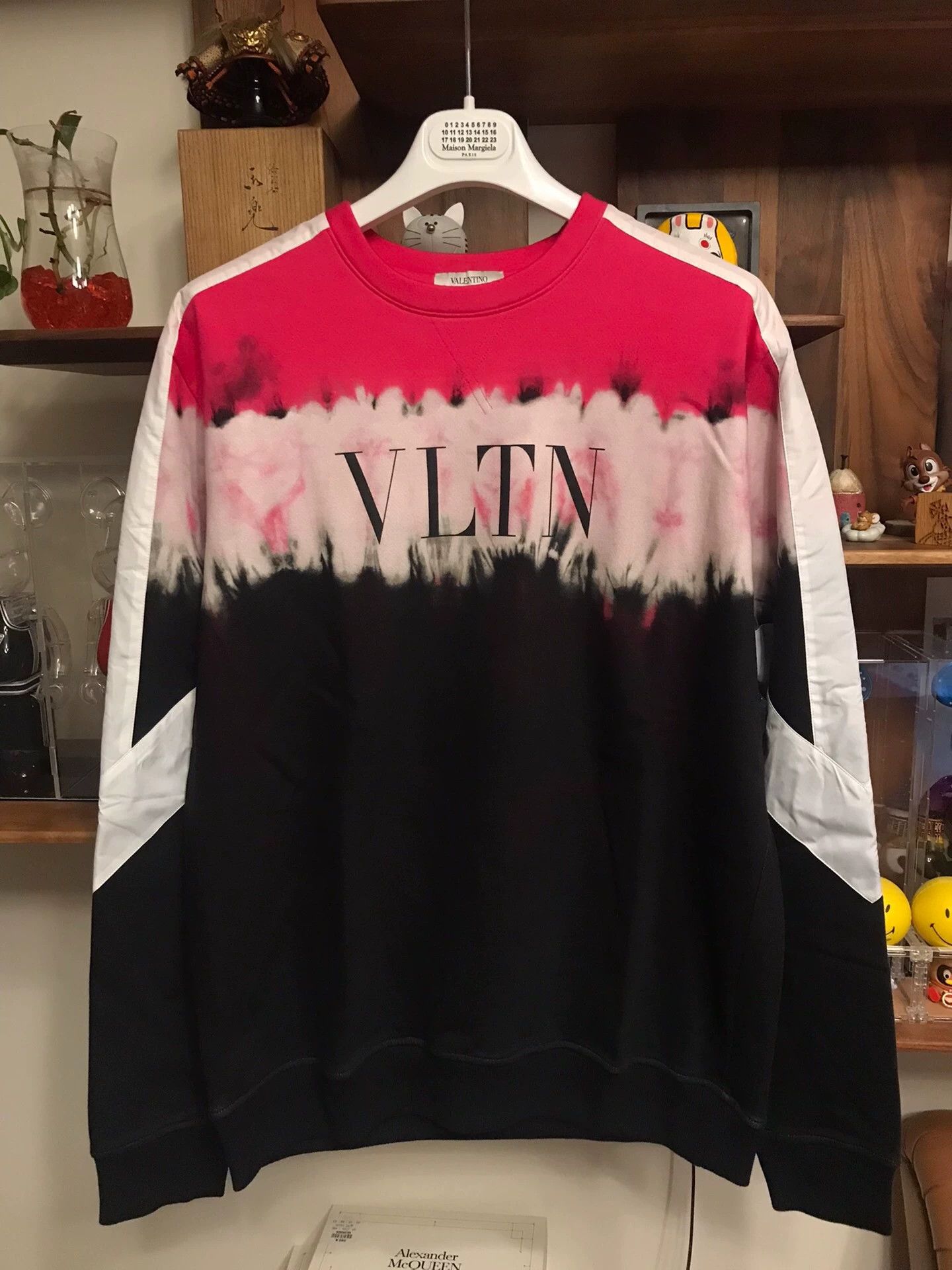 Valentino Valentino Classic Logo Gradient Dye L Sweatshirt Size US L / EU 52-54 / 3 - 1 Thumbnail