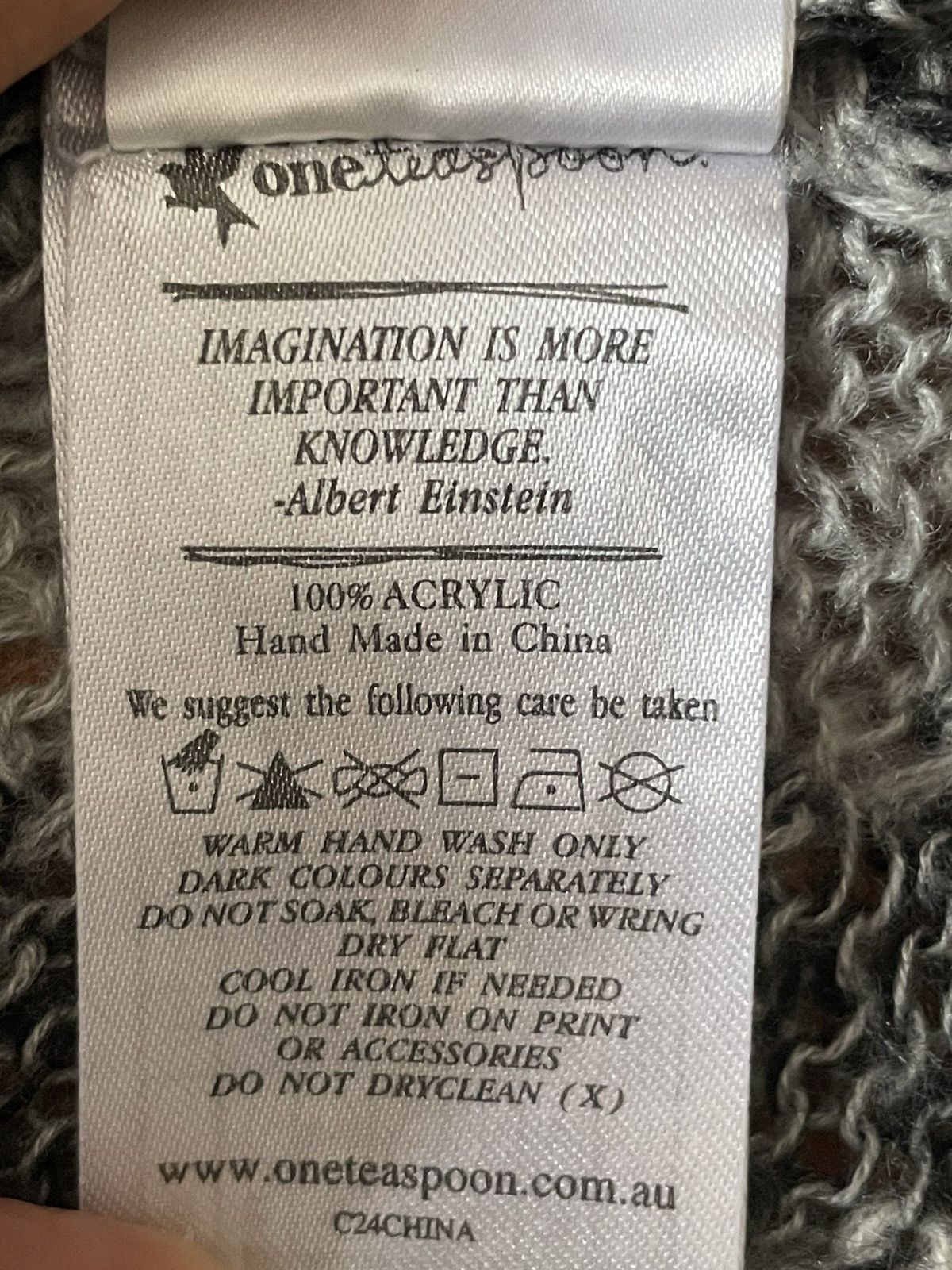 Other One teaspoon distressed hand knit Size US M / EU 48-50 / 2 - 4 Thumbnail