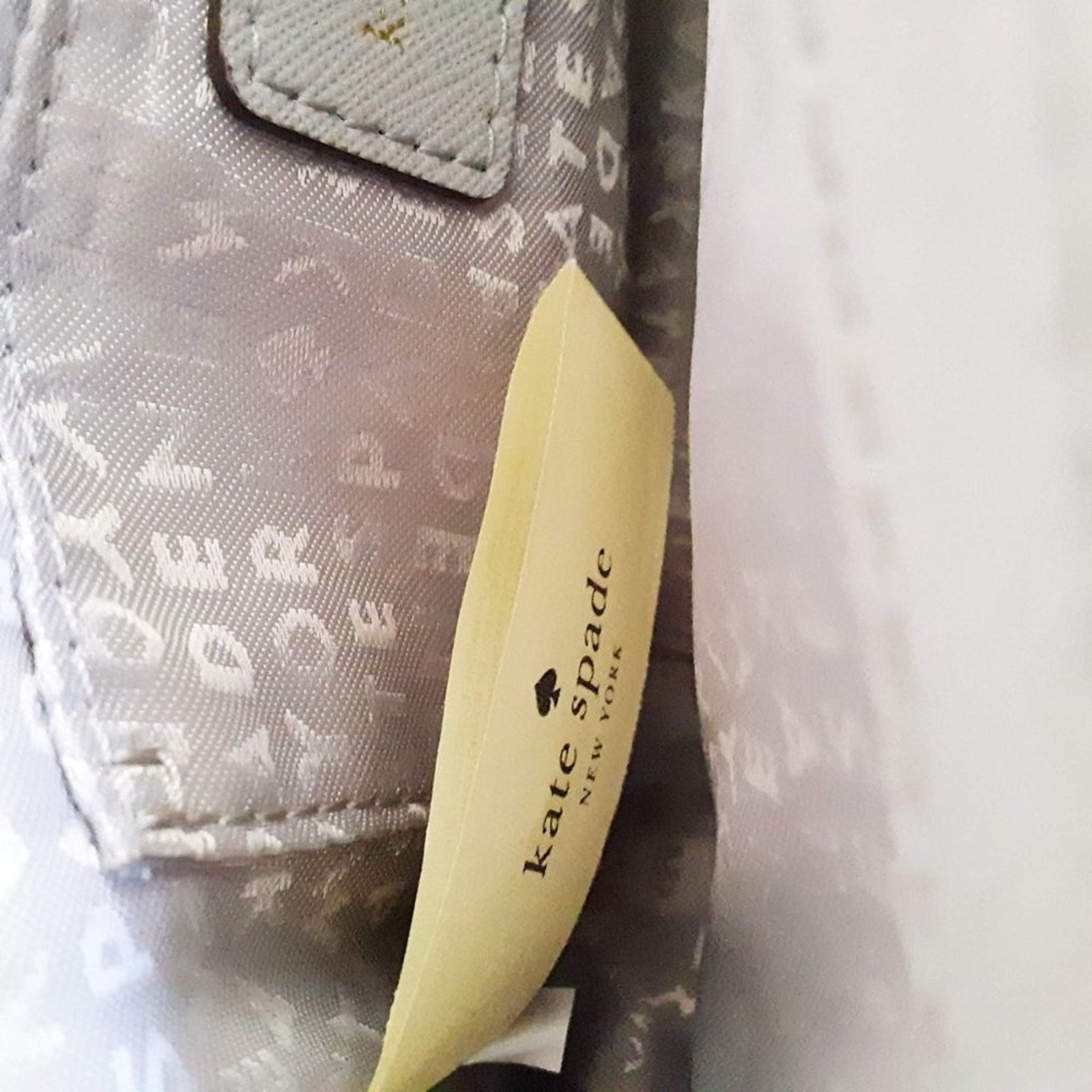 Kate Spade Kate Spade Crossbody Foldover Flap Bag EUC Size ONE SIZE - 13 Thumbnail