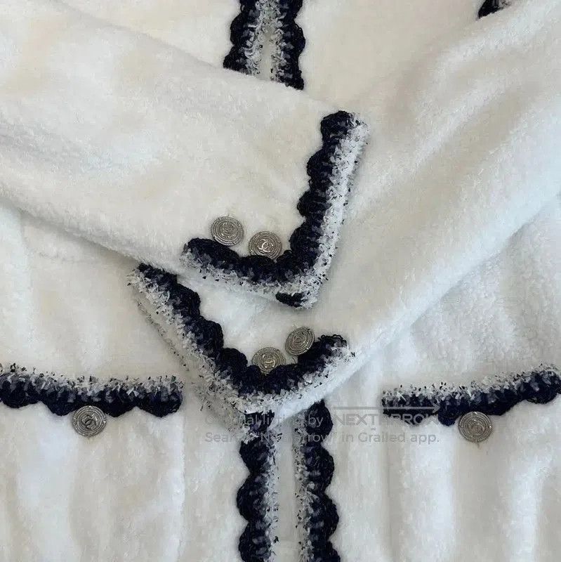 Chanel Chanel White Cotton Mid-Length Coat . Size S / US 4 / IT 40 - 6 Thumbnail