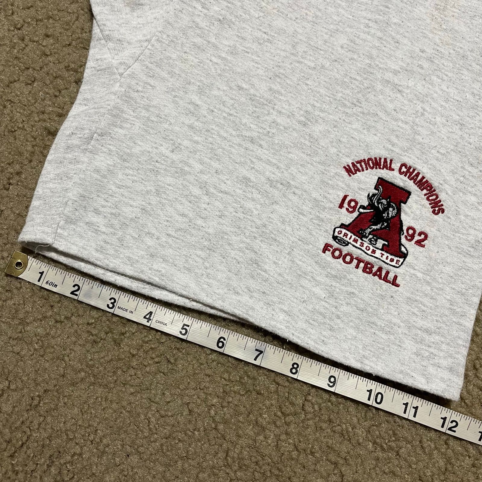 Other Vintage Alabama Crimson Tide 1992 National Champions Shorts Size US 30 / EU 46 - 6 Thumbnail