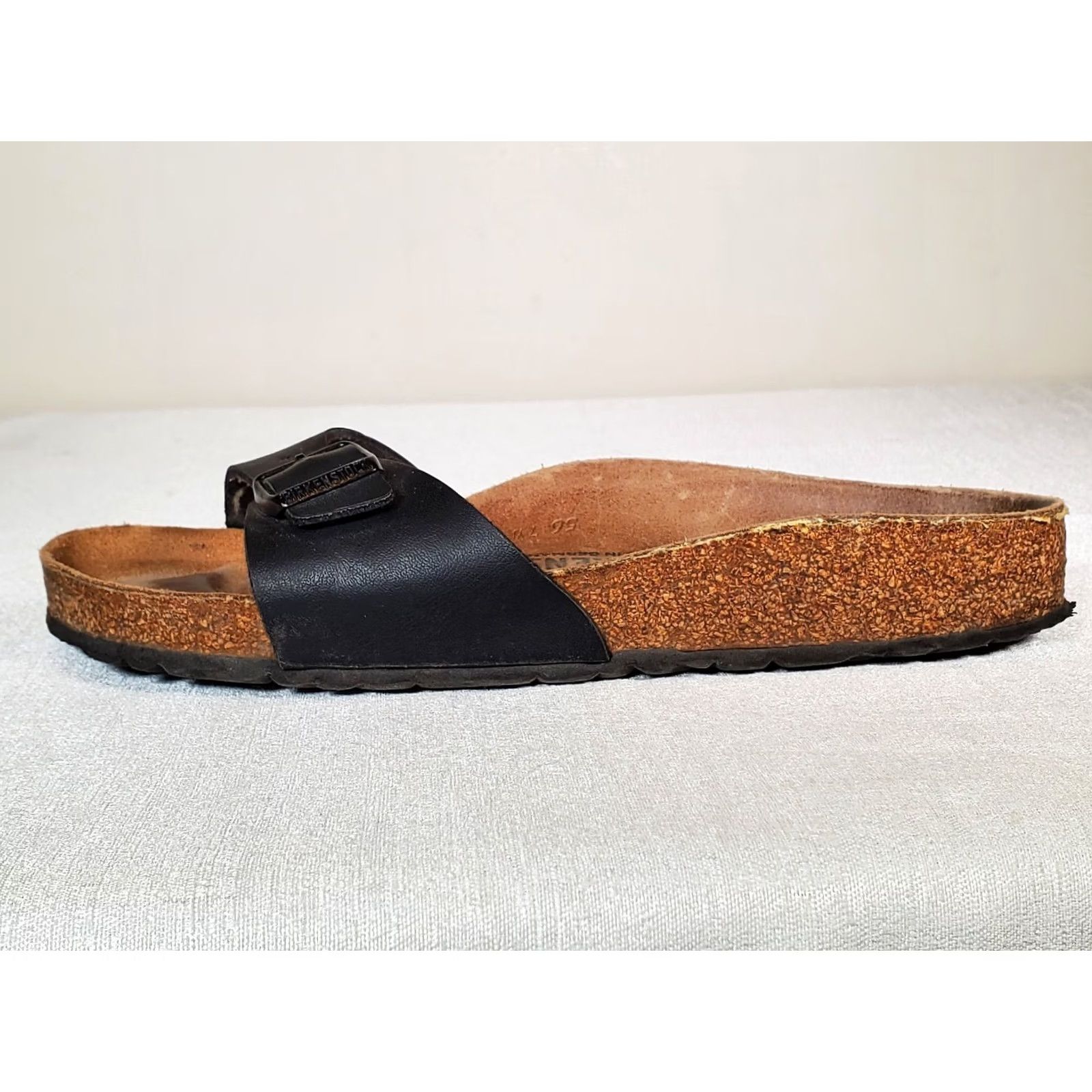 Birkenstock Birkenstock Madrid Black Birko-Flor Sandals Women Size US 7 EUR 38 Narrow Slip-on Adjustable Buckle Flat Casual Spring Summer/Vintage: No Size US 7 / IT 37 - 4 Thumbnail