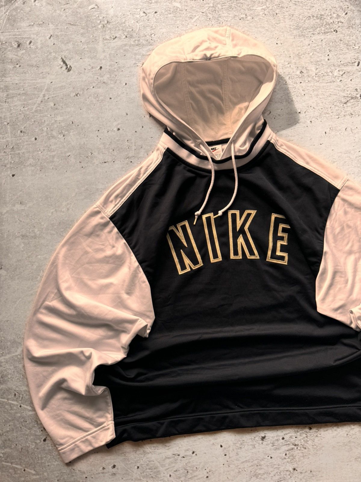 Nike × Vintage NIKE VINTAGE CENTER LOGO OVERSIZE BOXY HOODIE Size US L / EU 52-54 / 3 - 2 Thumbnail