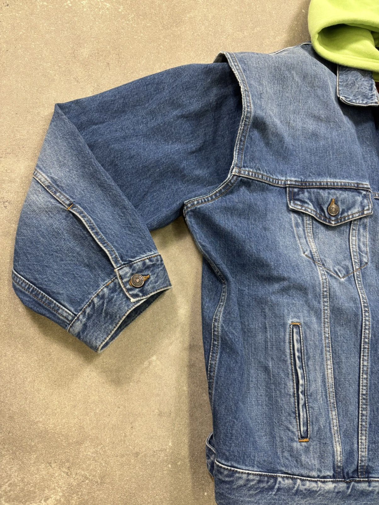 Balenciaga Balenciaga Padded Denim Hooded Gilet Jacket (2018) Size US M / EU 48-50 / 2 - 9 Thumbnail