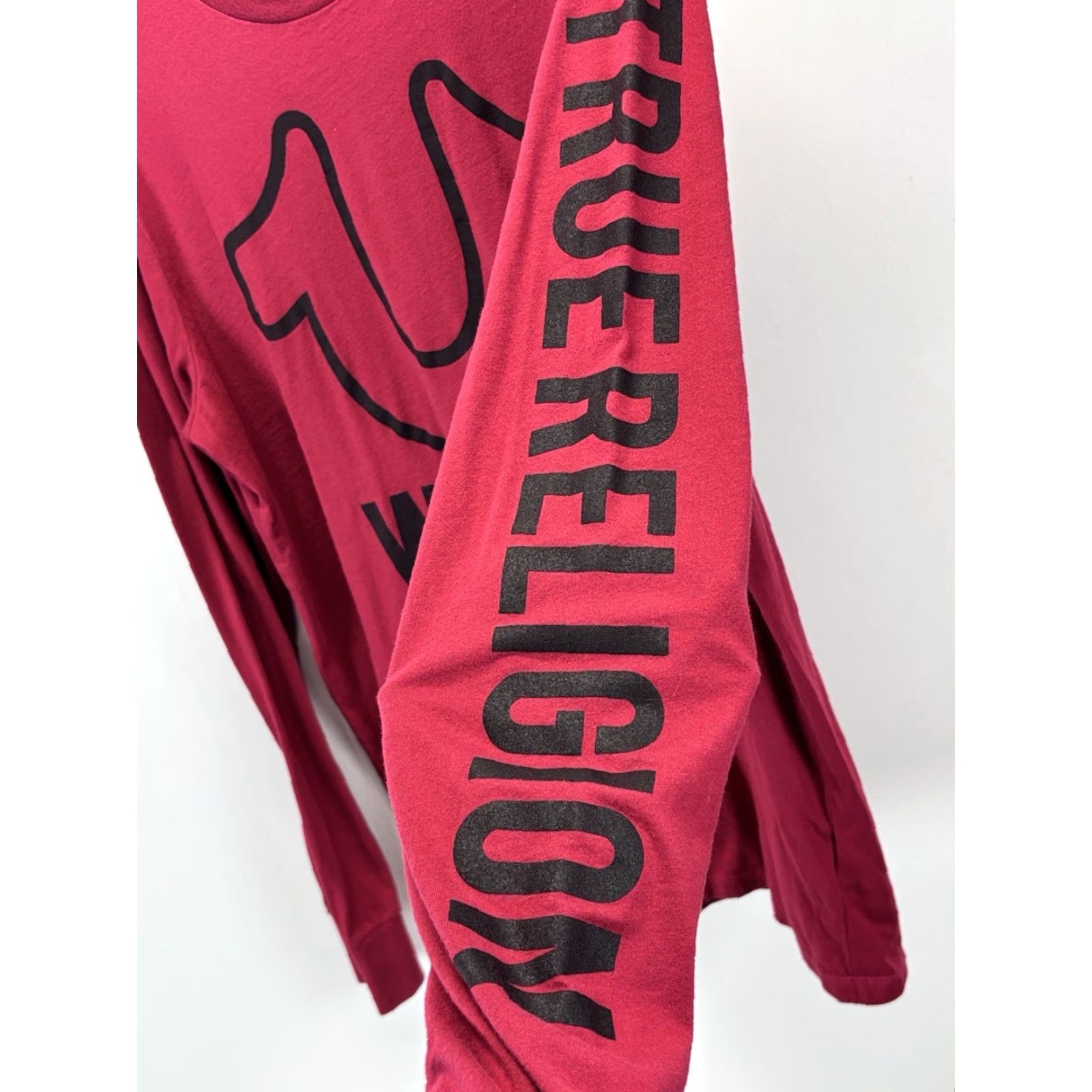 True Religion VINTAGE True Religion World Tour Shirt XL Men Red Graphic Long Sleeve Crew Neck Streetwear Size XL Mens Size US XL / EU 56 / 4 - 3 Thumbnail