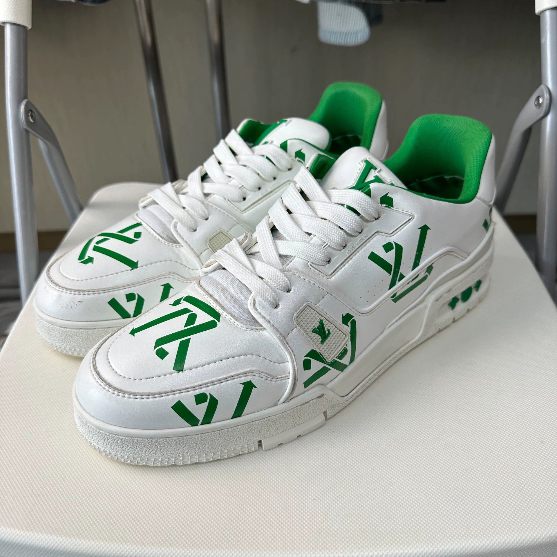 Louis Vuitton LOUIS VUITTON Trainer Low Top Men's White-Green 42.5 Size US 9.5 / EU 42-43 - 1 Thumbnail