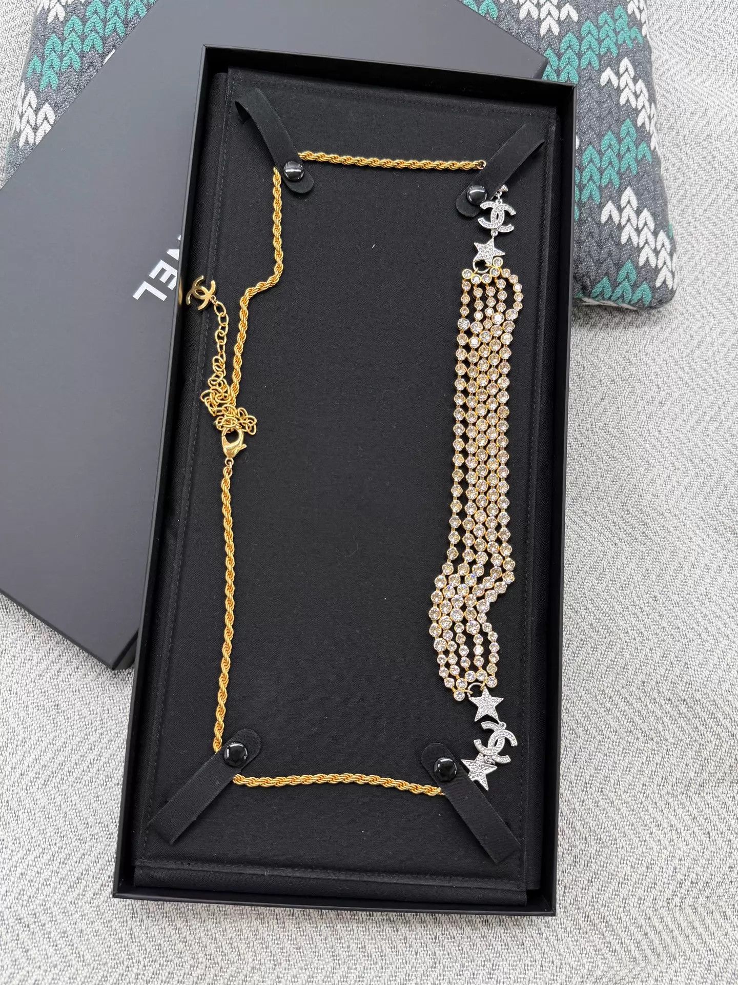 Chanel Chanel Gold Star Rhinestone Belt/Necklace New w/Box Size ONE SIZE - 1 Thumbnail