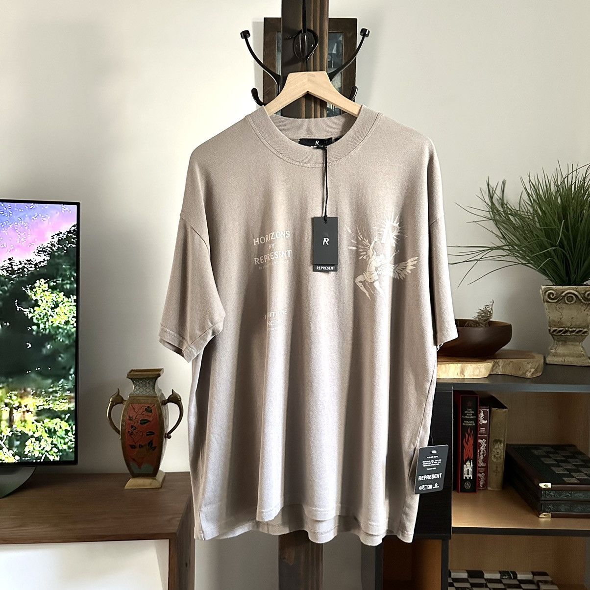 Represent Clo. 🌿Represent Clo Icarus Relaxed T-Shirt - Taupe🌿 Size US L / EU 52-54 / 3 - 2 Thumbnail