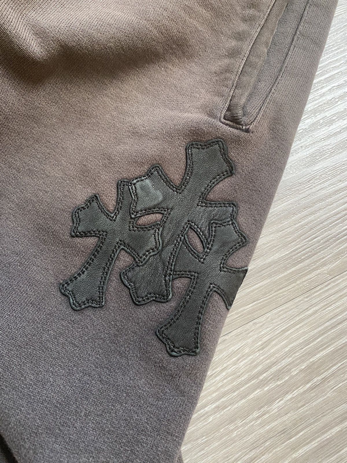 Chrome Hearts Chrome Hearts Faded Triple Cross Patch Paper Jam Sweatpants Size US 30 / EU 46 - 4 Thumbnail
