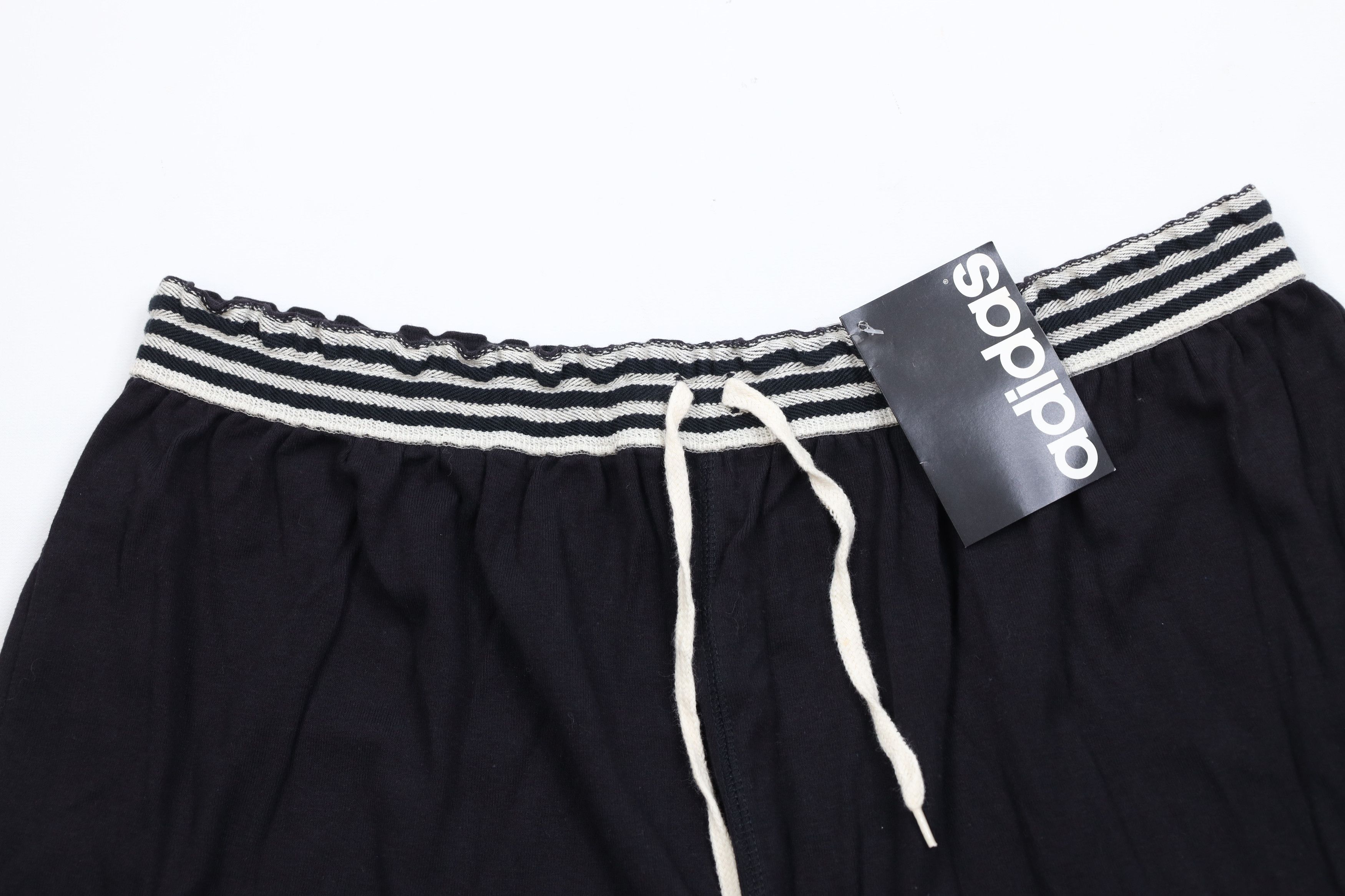 Adidas Deadstock Vintage 90s Adidas Striped Above Knee Shorts Black Size US 36 / EU 52 - 2 Thumbnail