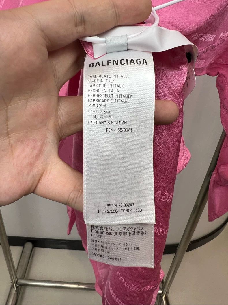 Balenciaga Balenciaga size 34 Full print shirt Size XS / US 0-2 / IT 36-38 - 3 Thumbnail