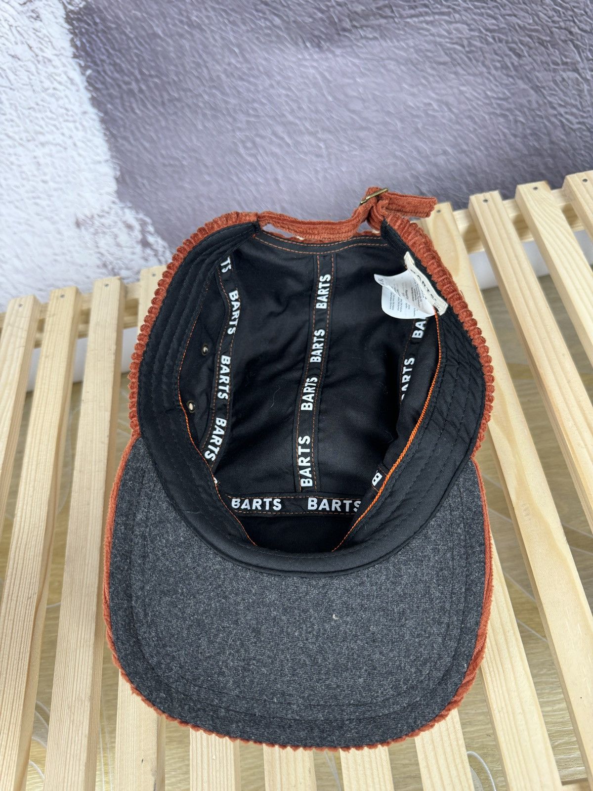 Japanese Brand Barts Nevad Curved Peak Cap in Rust 5 panel Size ONE SIZE - 10 Thumbnail
