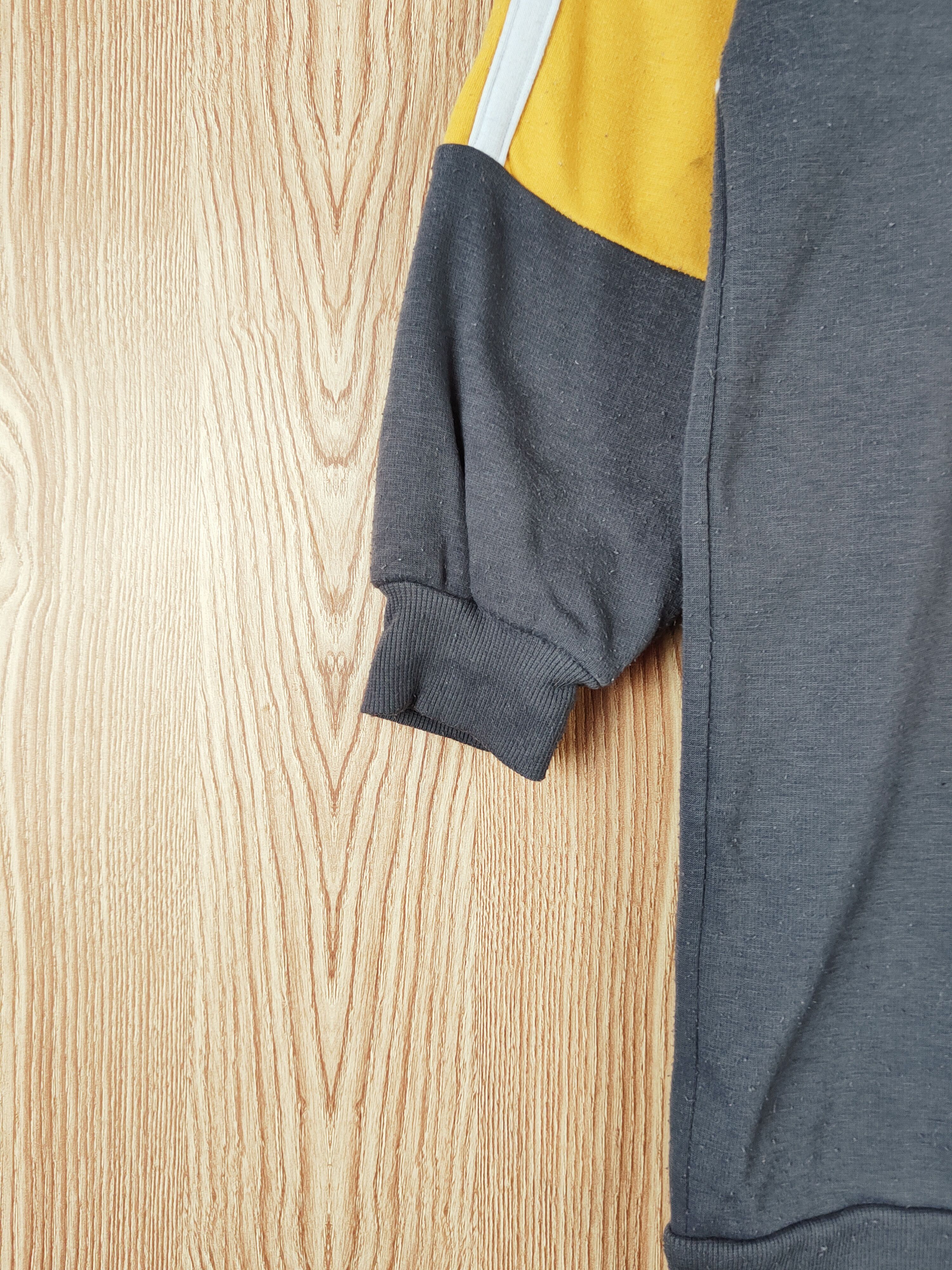 Japanese Brand × Vintage Vintage 💥 Material Blue Bis Yellow Hoodie Long Sweatshirts Size M / US 6-8 / IT 42-44 - 4 Thumbnail