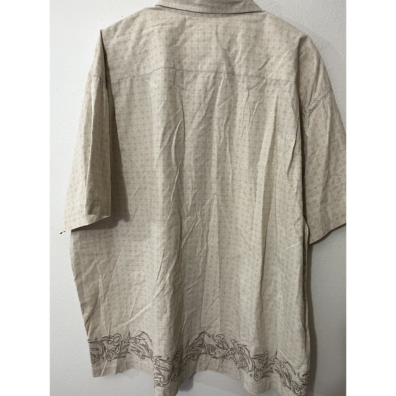 Old Navy Old Navy Shirt Mens XXL Beige geometric aztec print Casual Button Down Pockets Shirt Size US XXL / EU 58 / 5 - 3 Thumbnail
