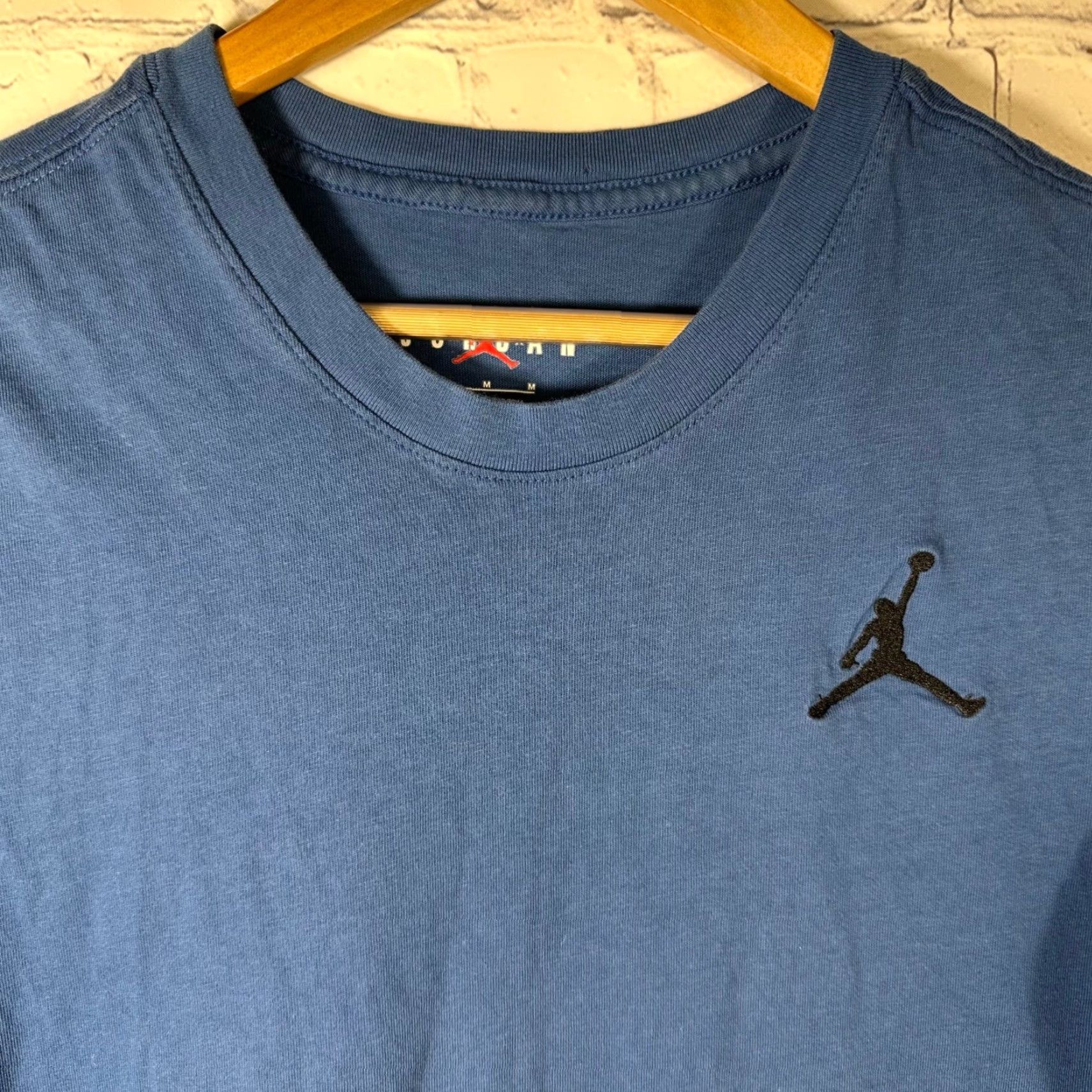 Jordan Brand Jordan Mens Jumpman Embroidered Logo T-Shirt Blue DC7485-493 Size M Size US M / EU 48-50 / 2 - 2 Thumbnail