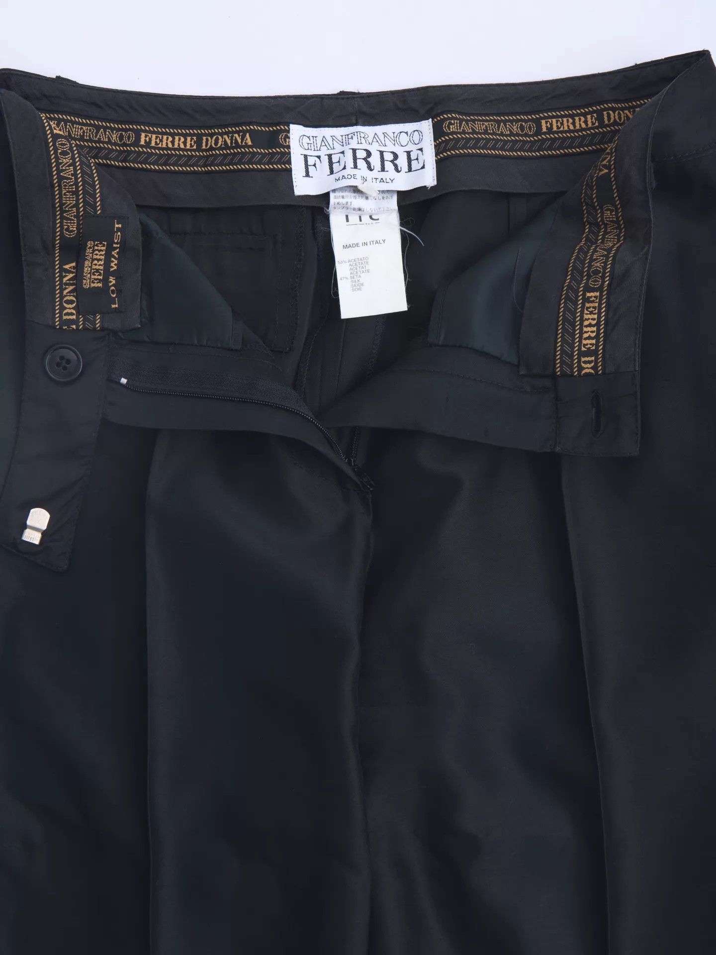 Gianfranco Ferre GIANFRANCO FERRE 90s High-Waist Silk Straight Pants Size 26" / US 2 / IT 38 - 9 Thumbnail