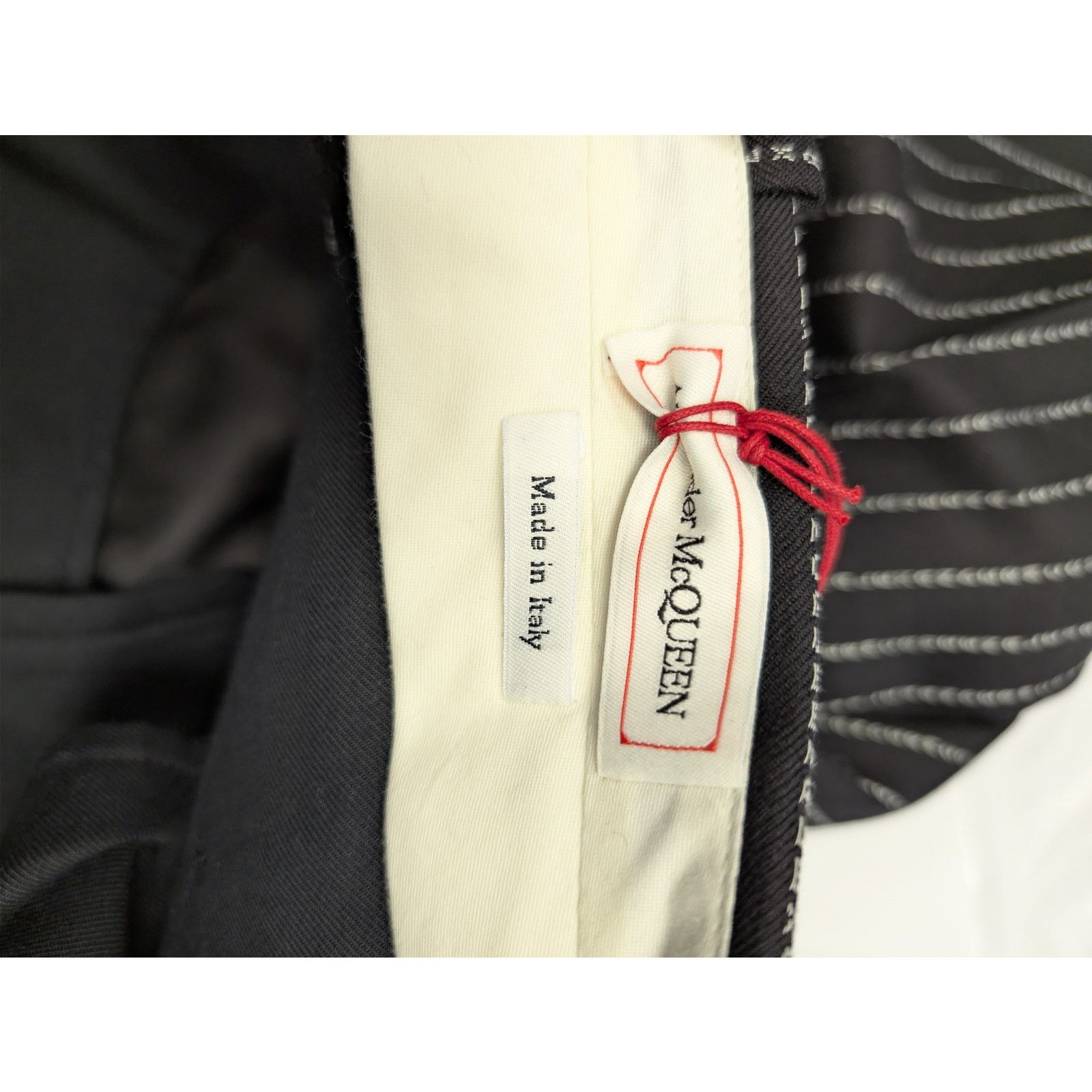 Alexander McQueen o1rshd1 McQueen Lettered Pinstripe Pants in Black/White Size US 40 / EU 56 - 18 Thumbnail