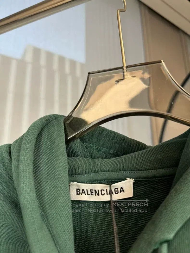 Balenciaga Balenciaga Olive Green Back Letter Logo Hoodie Size US S / EU 44-46 / 1 - 4 Thumbnail