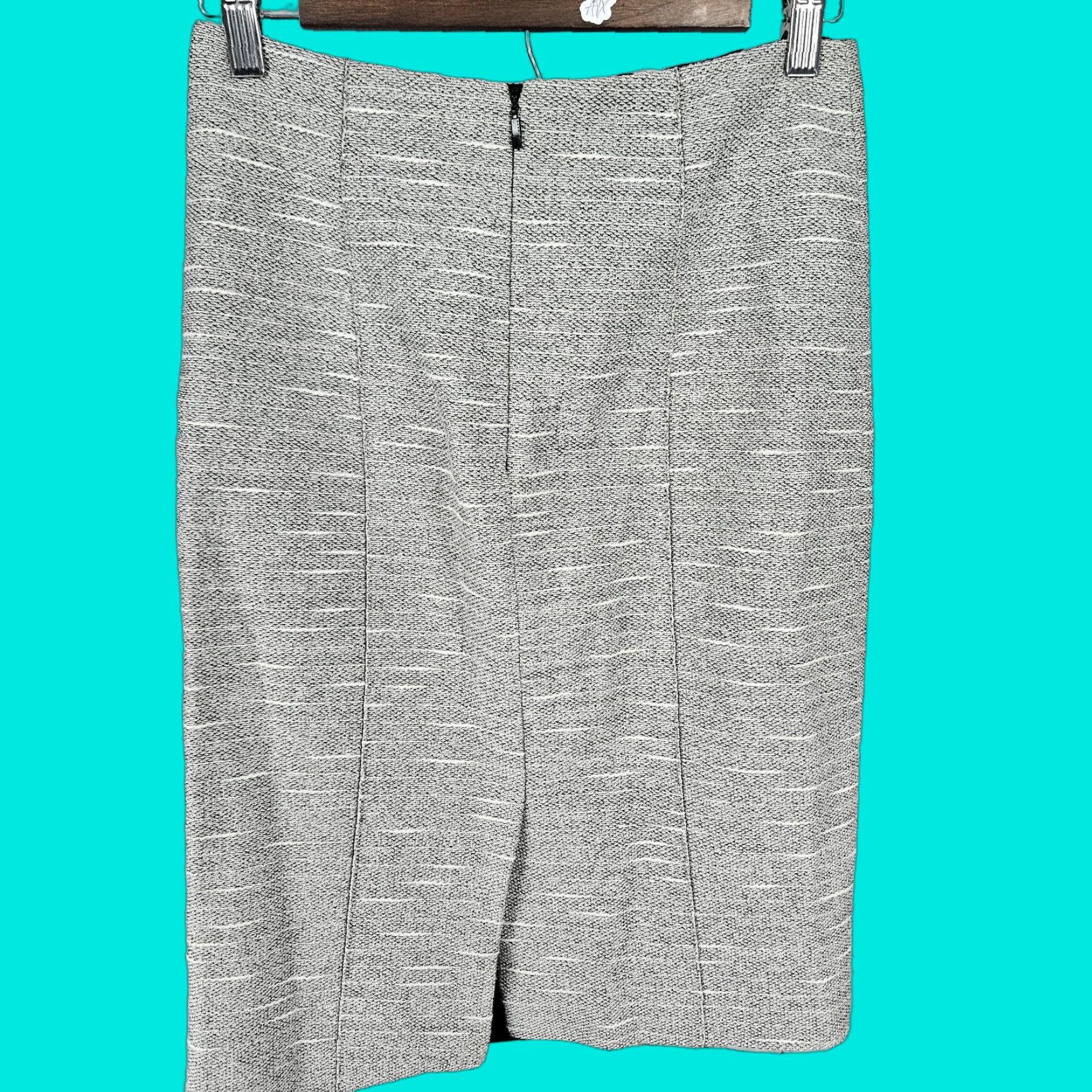 Hugo Boss VINTAGE Boss Hugo Boss Grey Lined Slit Back Zipped Straight Knee Length Skirt 4 Size 27" / US 4 / IT 40 - 1 Thumbnail