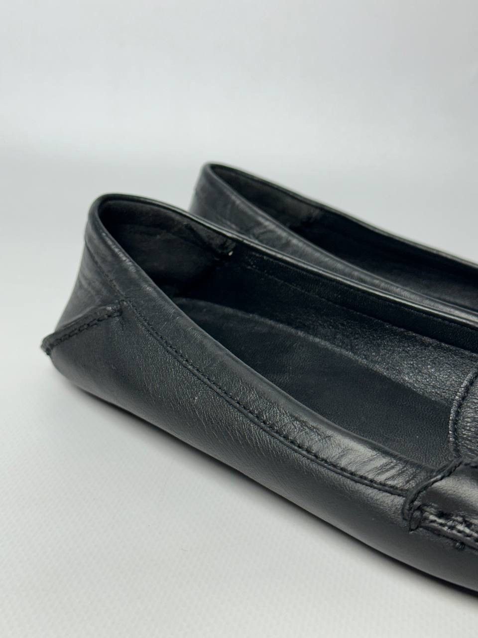 Gucci Gucci Loafers Driving Mocassins Gold Knot Detail Leather Size US 6 / IT 36 - 7 Thumbnail