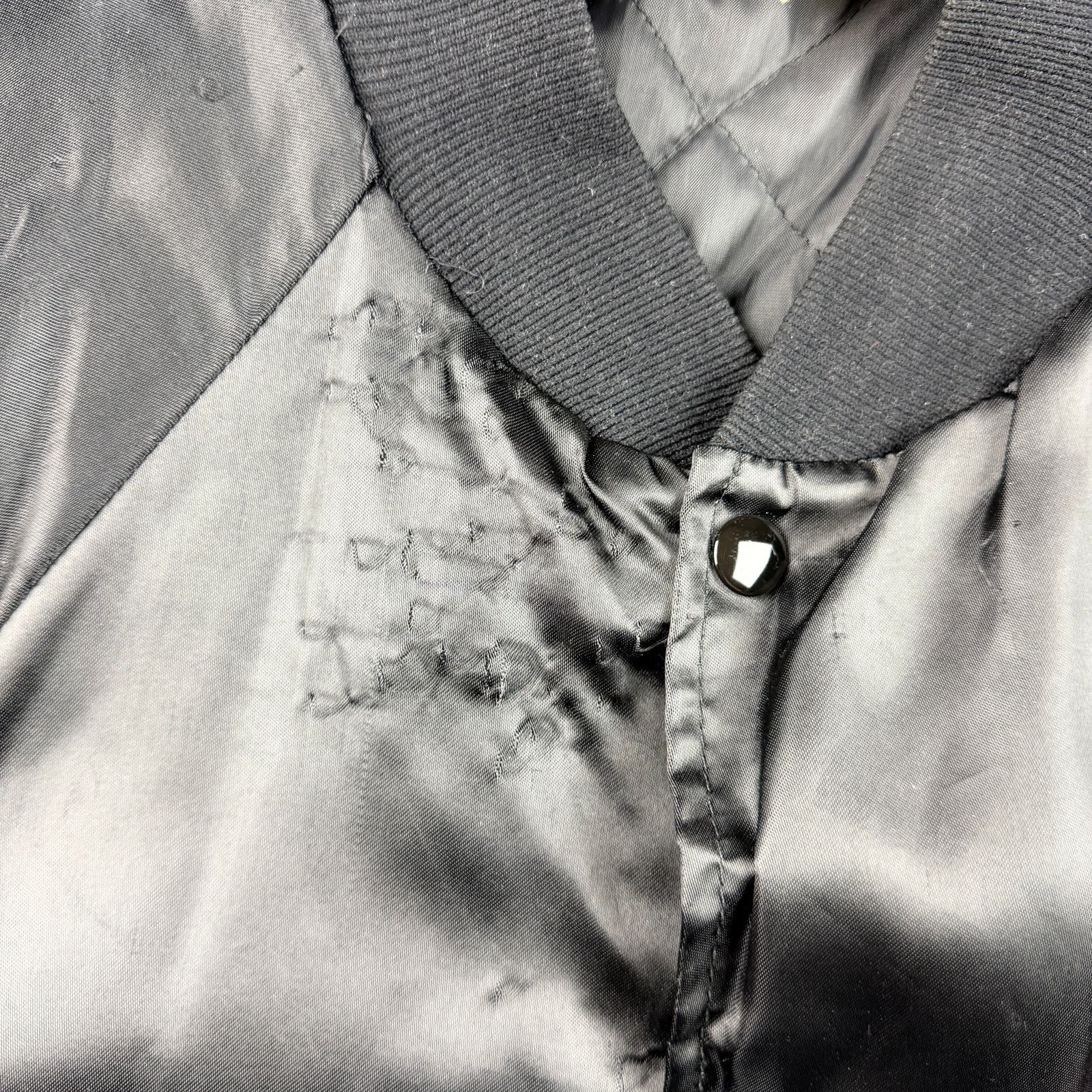 Chevrolet × Vintage Vintage Chevy Bomber jacket The Heartbeat of America Size L Size US L / EU 52-54 / 3 - 7 Thumbnail