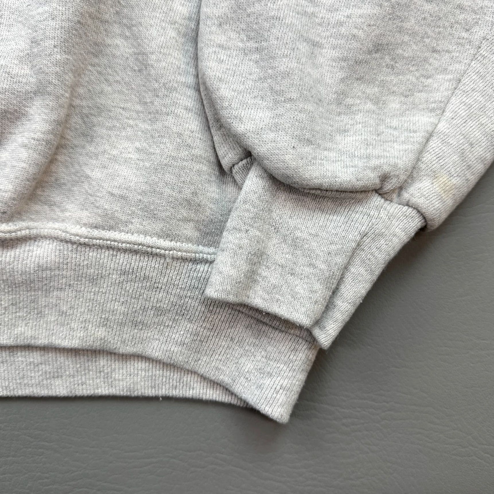 Jerzees VINTAGE Jerzees Sweatshirt Womens Large Gray Hockey Mom Embroidered USA Made Size L / US 10 / IT 46 - 2 Thumbnail
