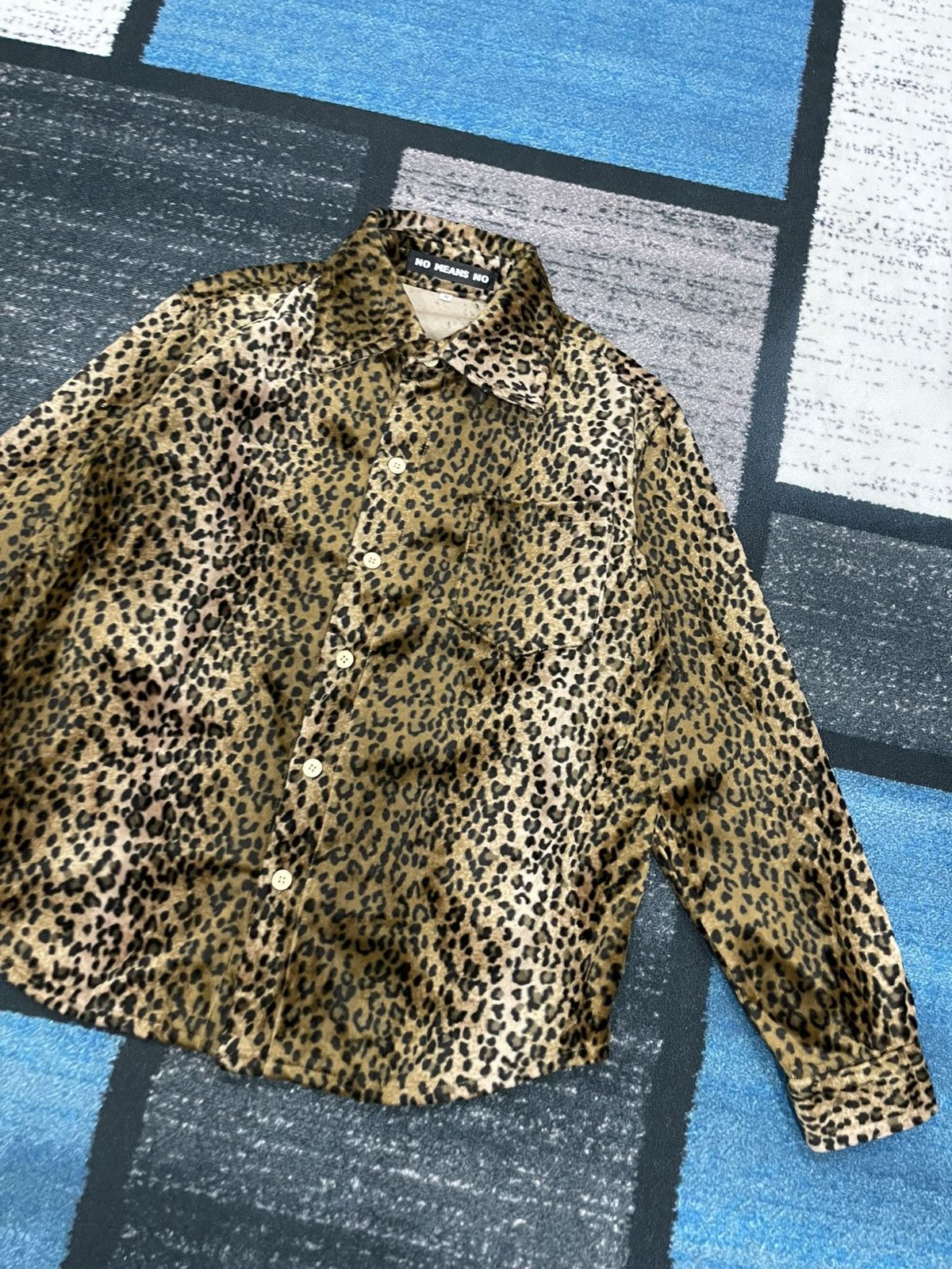Japanese Brand Vintage No Means No Leopard Design Shirt Size US M / EU 48-50 / 2 - 3 Thumbnail