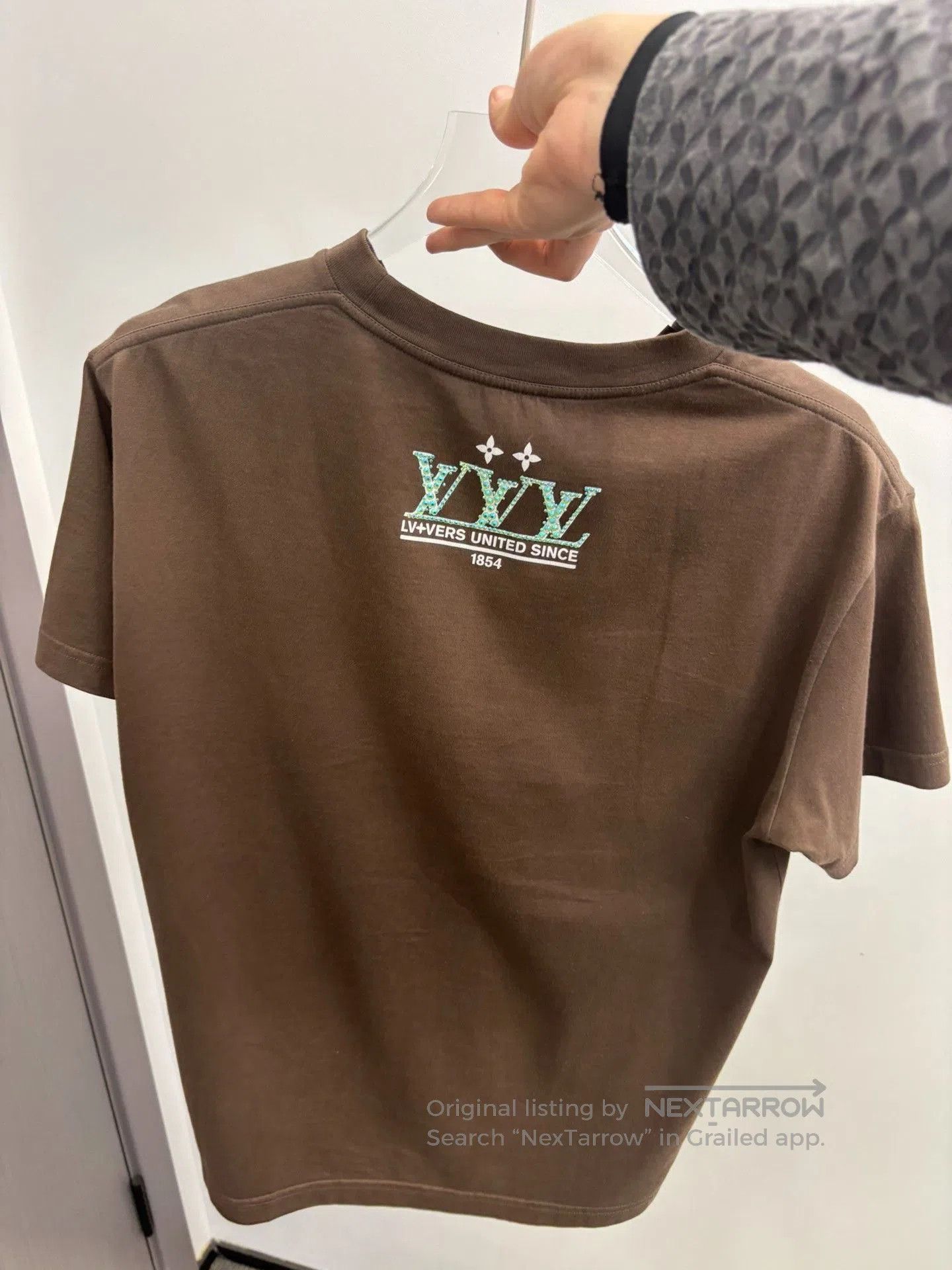Louis Vuitton LV Men's Brown Short-Sleeve T-Shirt. Size US M / EU 48-50 / 2 - 2 Thumbnail