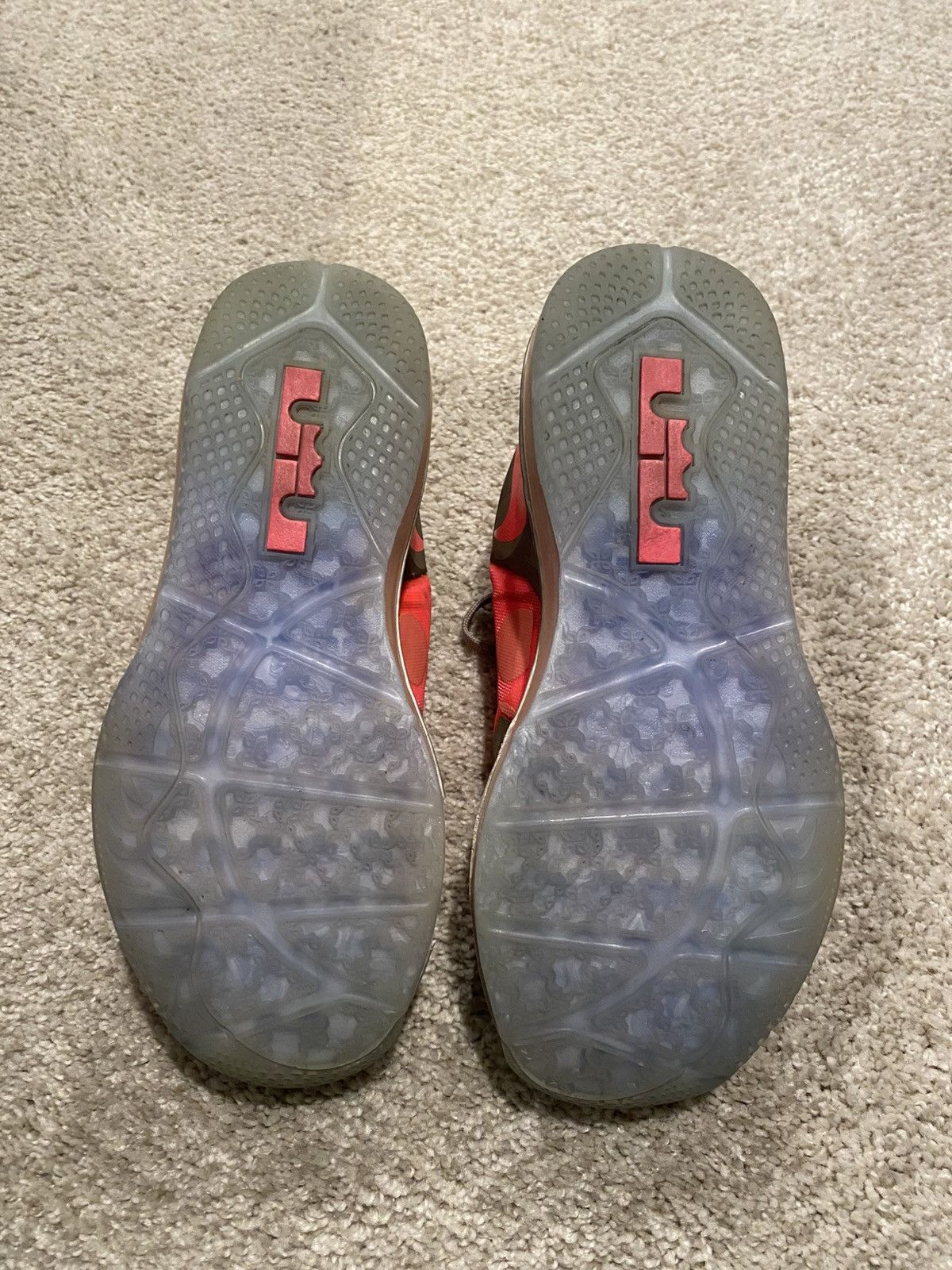 Nike Max LeBron XI Low Collection Size US 7 / EU 40 - 5 Thumbnail
