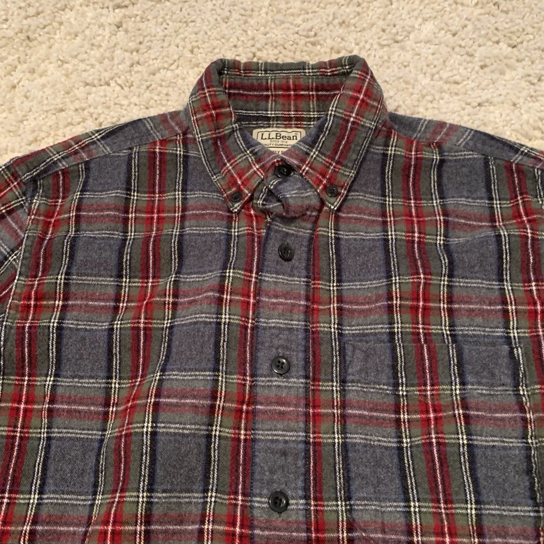 Vintage LL Bean Mens Flannel Shirt Small Gray Plaid Long Sleeve Slightly Fitted Size US S / EU 44-46 / 1 - 5 Thumbnail