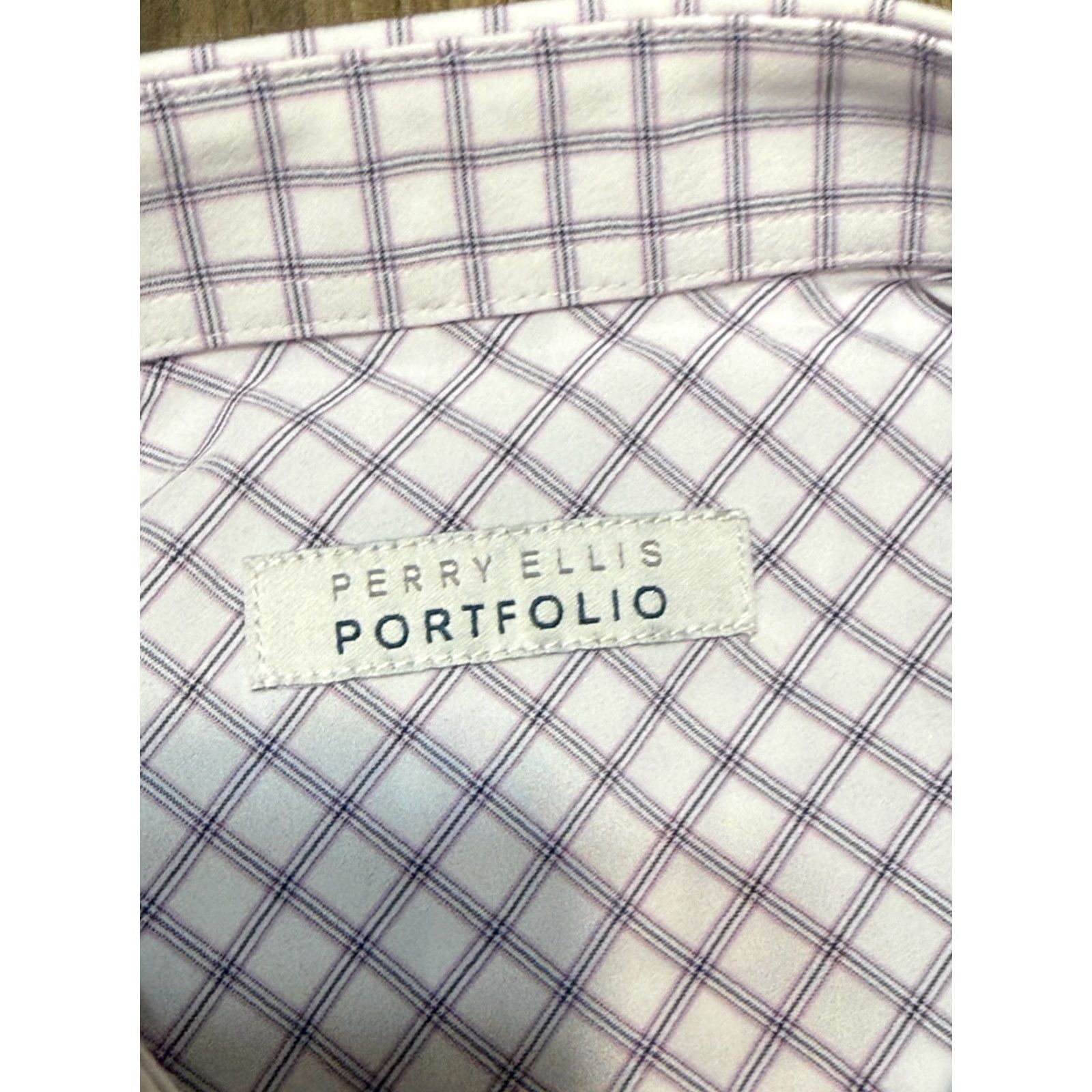 Perry Ellis Perry Ellis Portfolio Shirt Mens 16.5 34/35 White Purple Blue Button Up TRAVEL Shirt Mens - 16.5 34/35 Blue Size US M / EU 48-50 / 2 - 7 Thumbnail