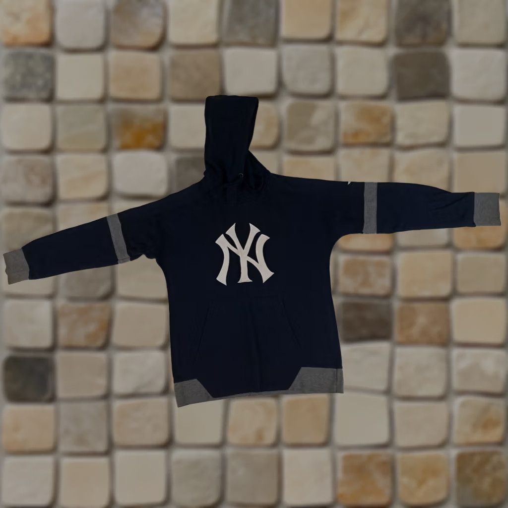 Vintage VINTAGE New York Yankees Hoodie Woman Small Logo Stitched Cotton Canvas Fanatics Size S / US 4 / IT 40 - 1 Thumbnail