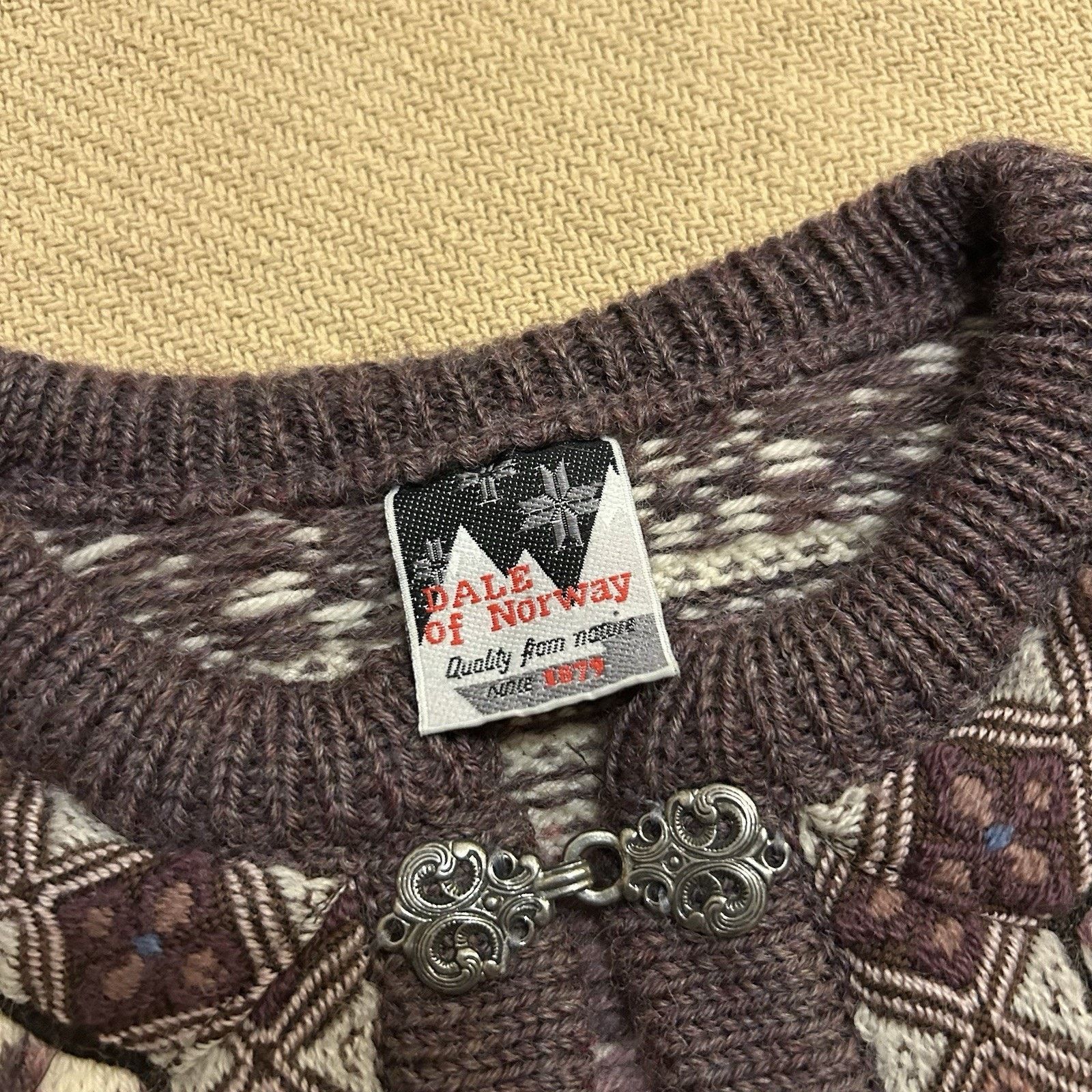 Dale Of Norway Vintage Cardigan Wool Knit Fair Isle Metal Clasp Sweater XS Size XS / US 0-2 / IT 36-38 - 3 Thumbnail