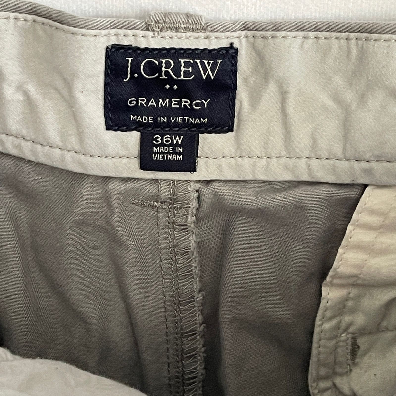 Other J. Crew Gramercy Men's Gray 36W Shorts button Back Pocket Size US 36 / EU 52 - 3 Thumbnail