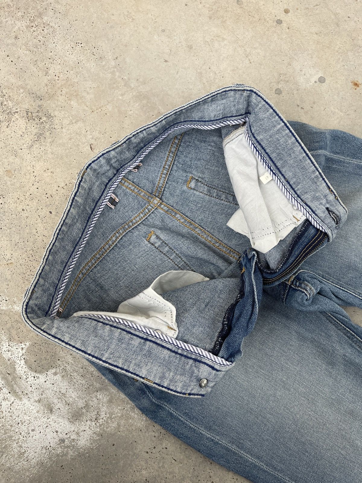 Japanese Brand × Junya Watanabe Vintage Japanese Brand Faded Blue Jeans Denim Size US 30 / EU 46 - 9 Thumbnail