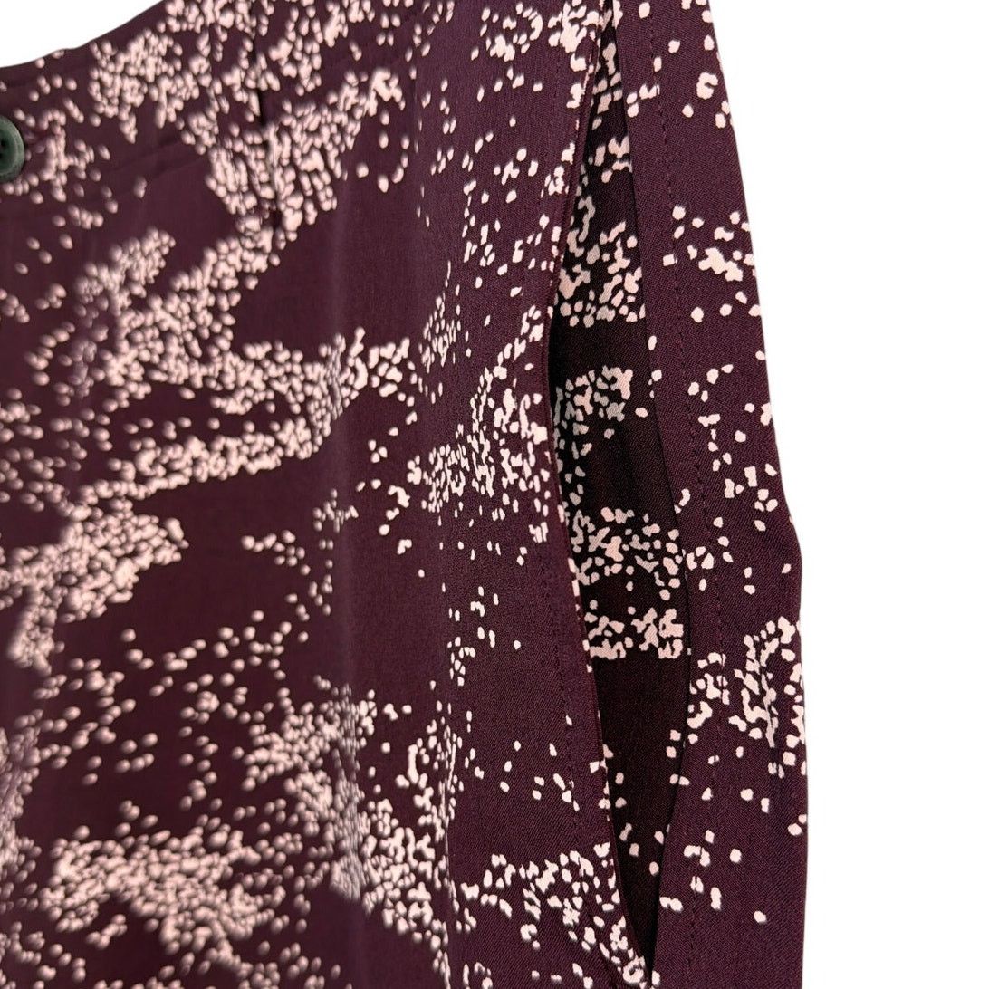 Under Armour NWT Under Armour Golf Printed Burgundy Shorts Mens Size 34 Size US 34 / EU 50 - 3 Thumbnail