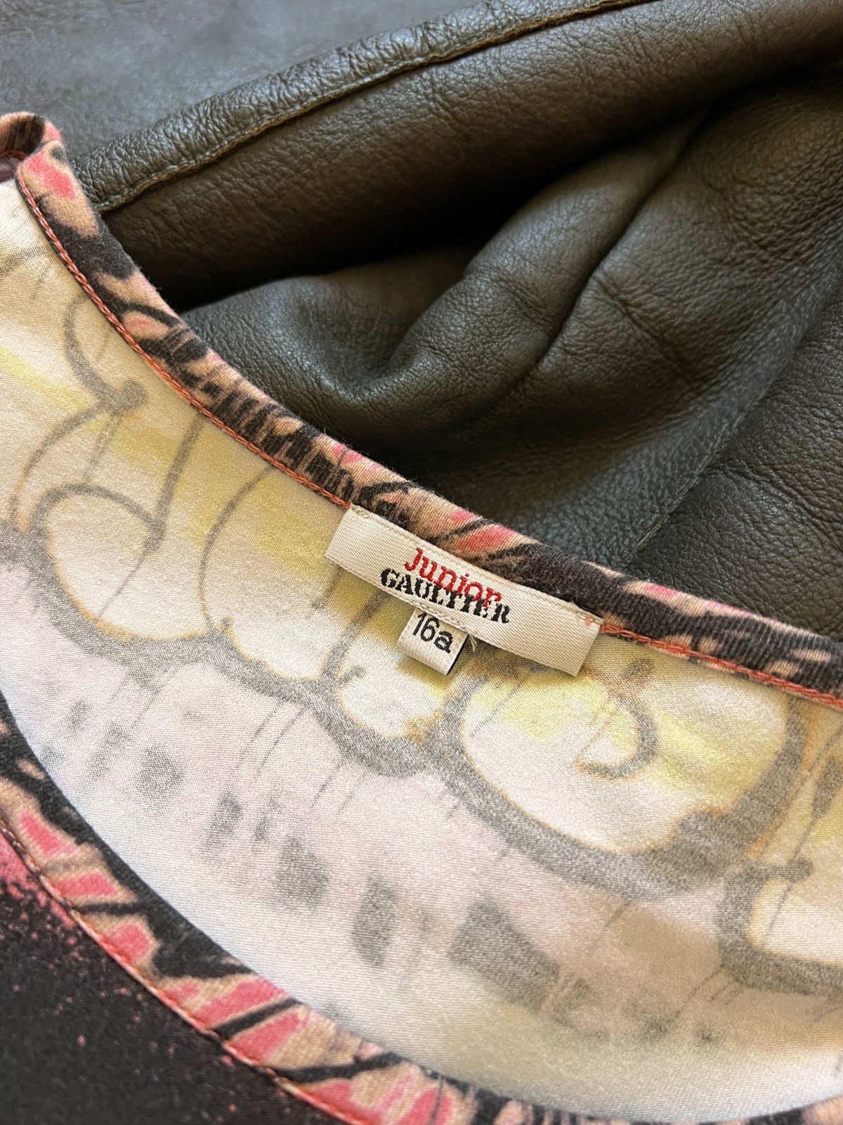 Jean Paul Gaultier Jean Paul Gaultier Vintage Graffiti Blouse Size M / US 6-8 / IT 42-44 - 7 Thumbnail
