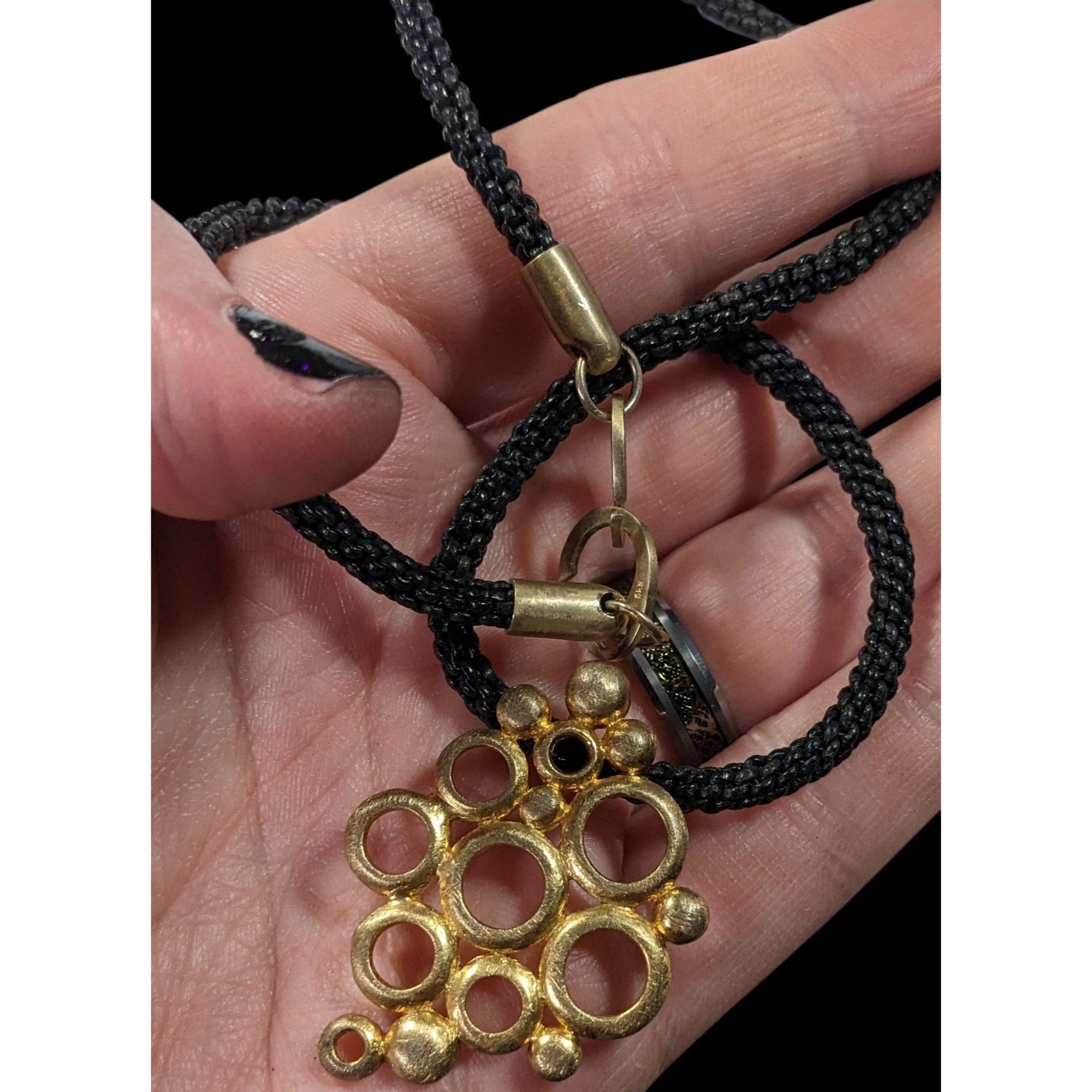 Other Unique Elegant Gold Tone Open Bubble Pendant Necklace Size ONE SIZE - 5 Thumbnail