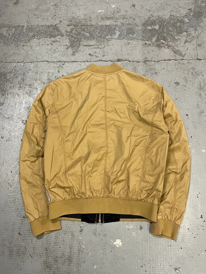 Armani 1990s Armani Réversible Beige & Navy Nylon Bomber Jacket Size US S / EU 44-46 / 1 - 11 Thumbnail