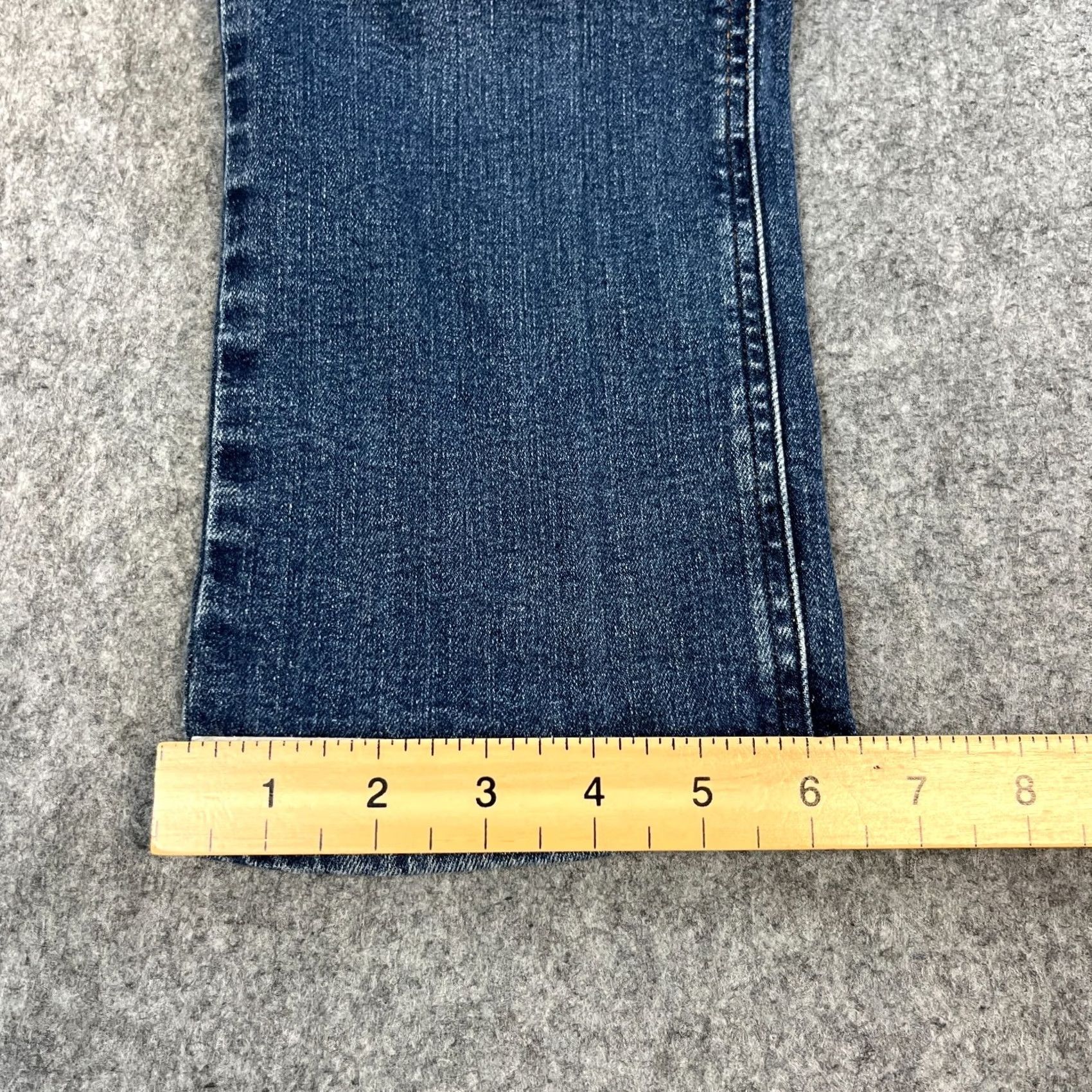 Tommy Hilfiger Tommy Hilfiger Jeans Slim Scanton 32 30 Mid Wash Blue Whiskers Stretch Logo Mens Denim 5-Pocket Style Tapered Blue Jeans Regular Size US 32 / EU 48 - 3 Thumbnail