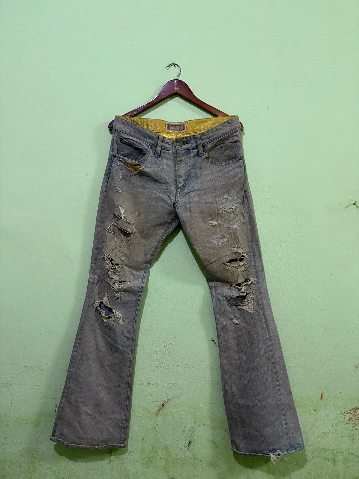 Japanese Brand AXA Streetwear Flared Distressed Denim Size US 32 / EU 48 - 1 Thumbnail
