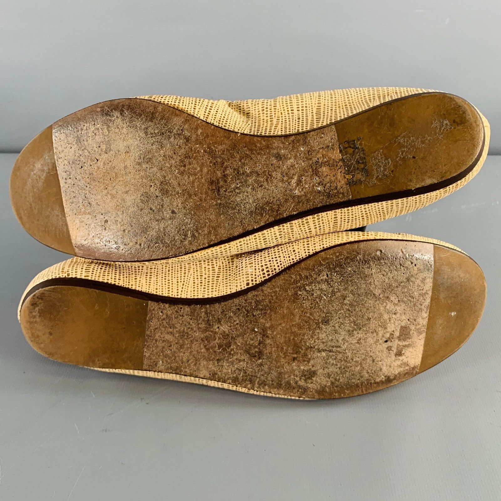 Lanvin LANVIN Size 7 Gold Beige Embossed Ballet Flats Size US 7 / IT 37 - 6 Thumbnail